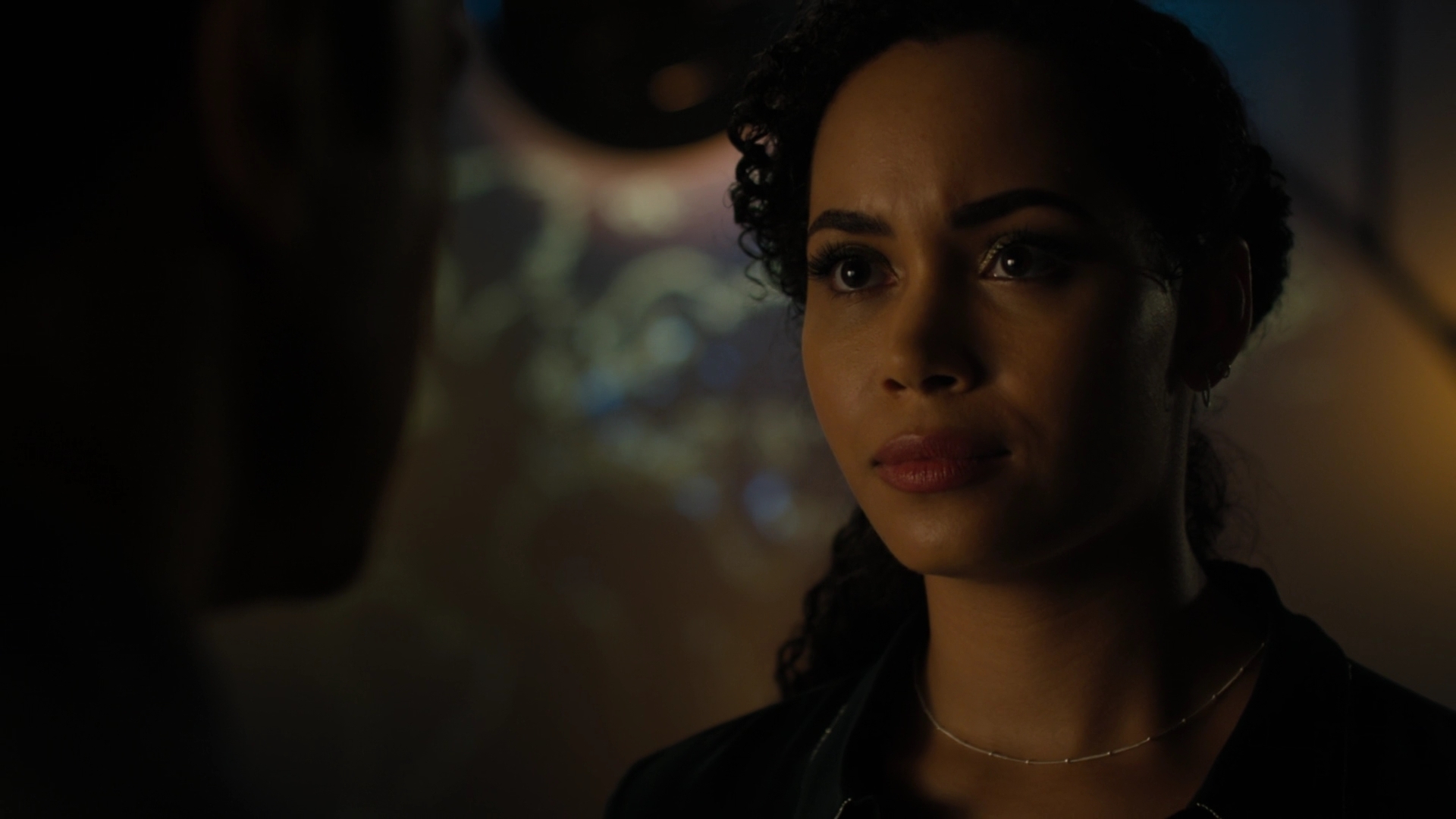 Charmed-Online-dot-nl_Charmed2x10CurseWords2286.jpg