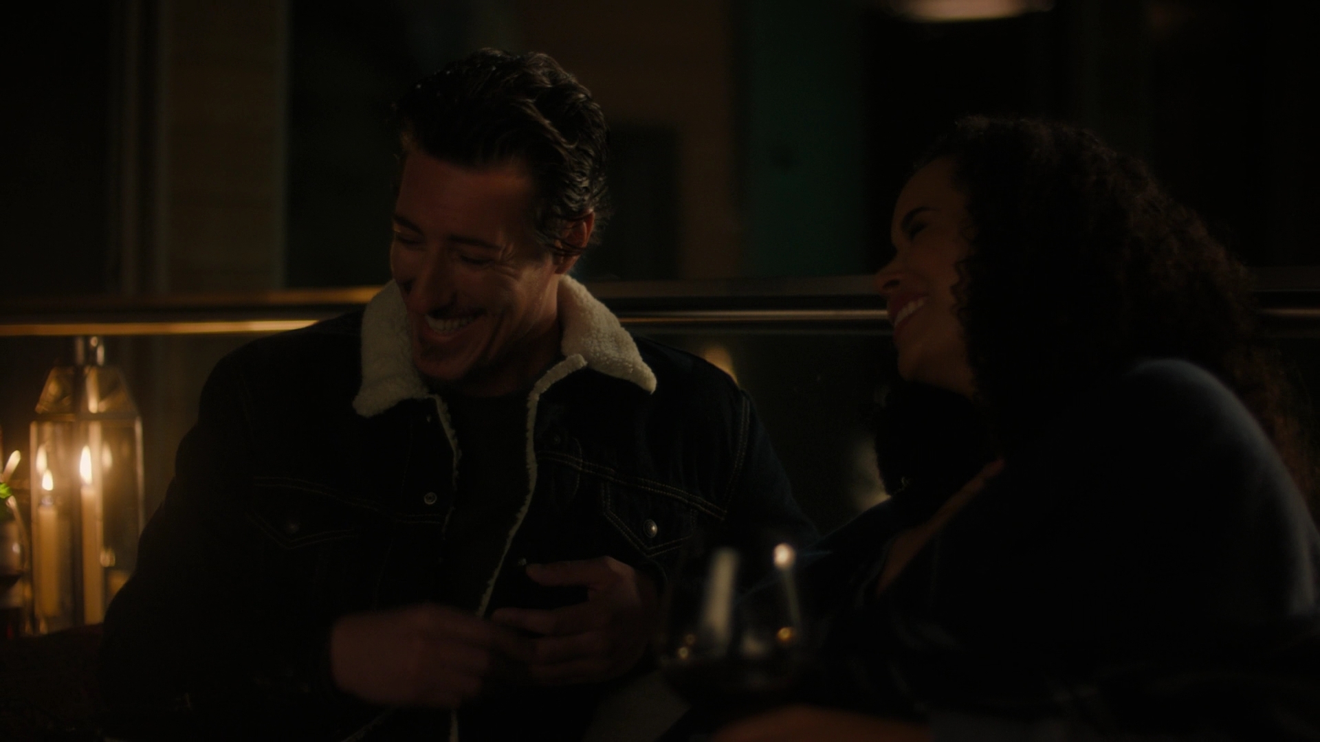 Charmed-Online-dot-nl_Charmed2x11DanceLikeNoOneIsWitching0090.jpg