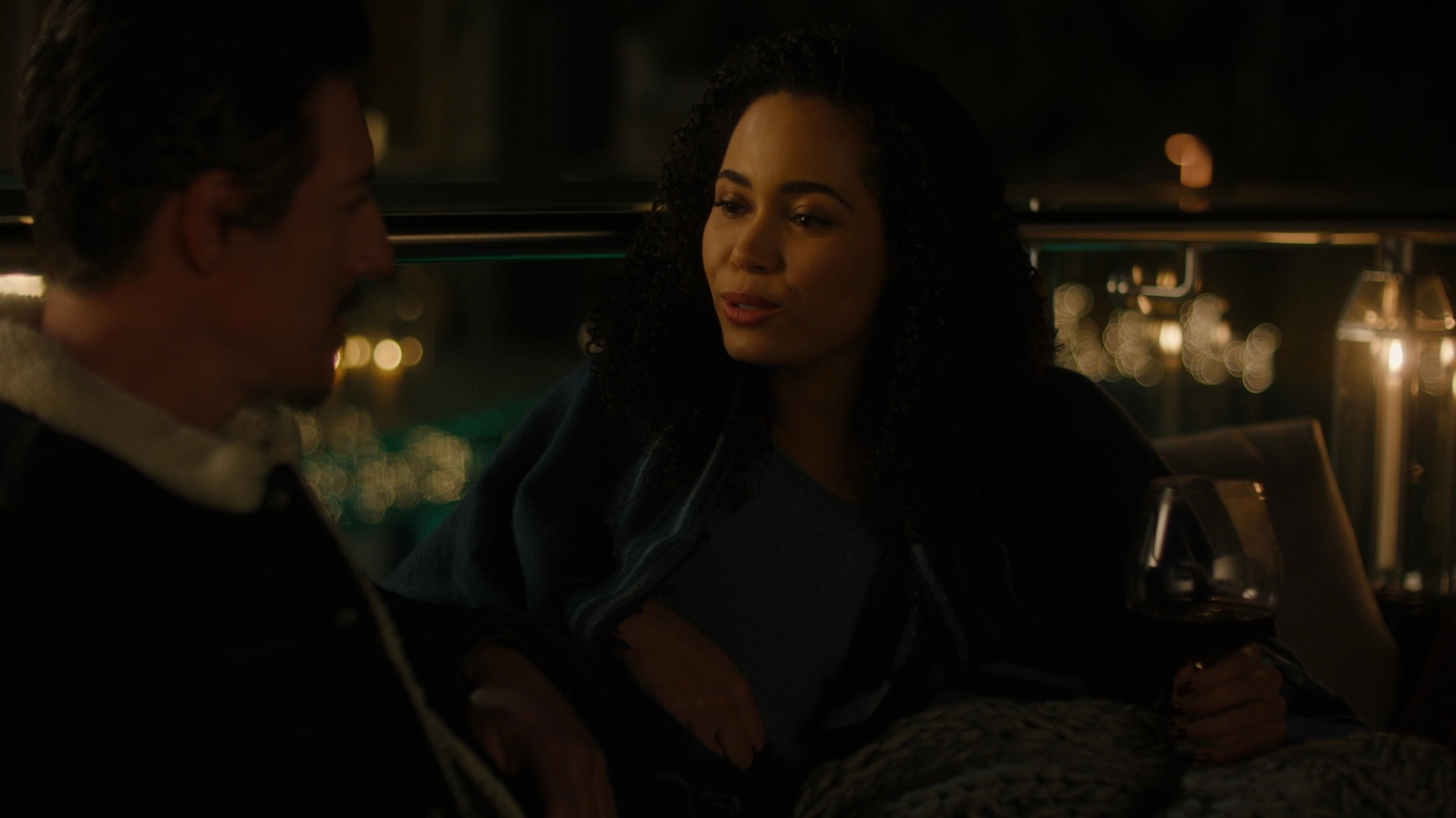 Charmed-Online-dot-nl_Charmed2x11DanceLikeNoOneIsWitching0099.jpg