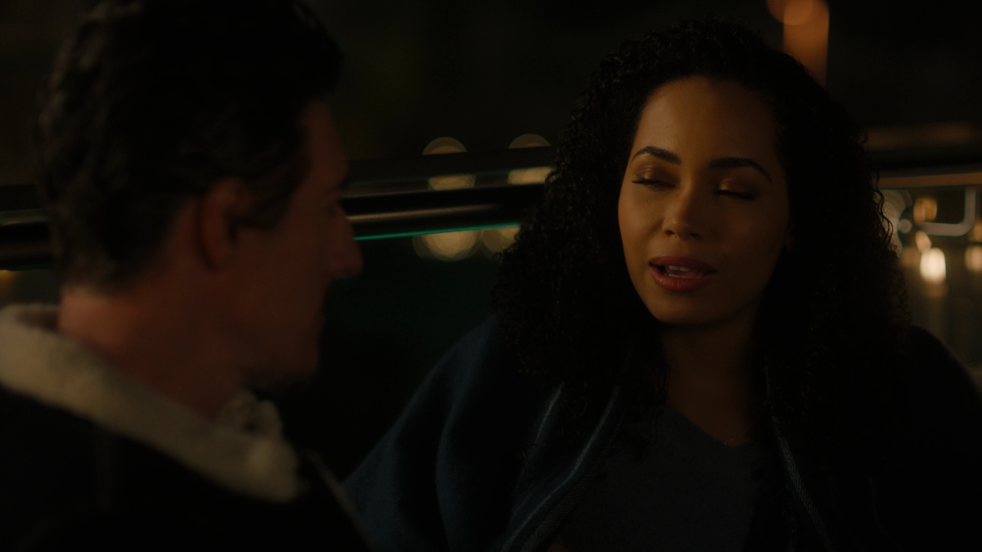 Charmed-Online-dot-nl_Charmed2x11DanceLikeNoOneIsWitching0136.jpg