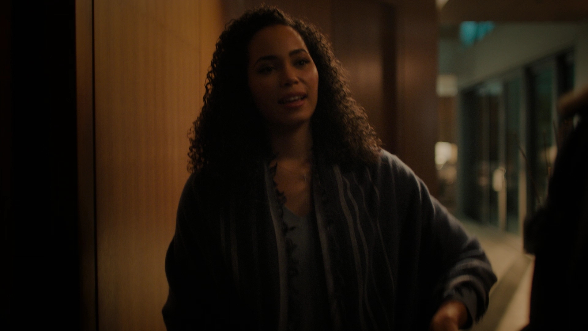 Charmed-Online-dot-nl_Charmed2x11DanceLikeNoOneIsWitching0166.jpg
