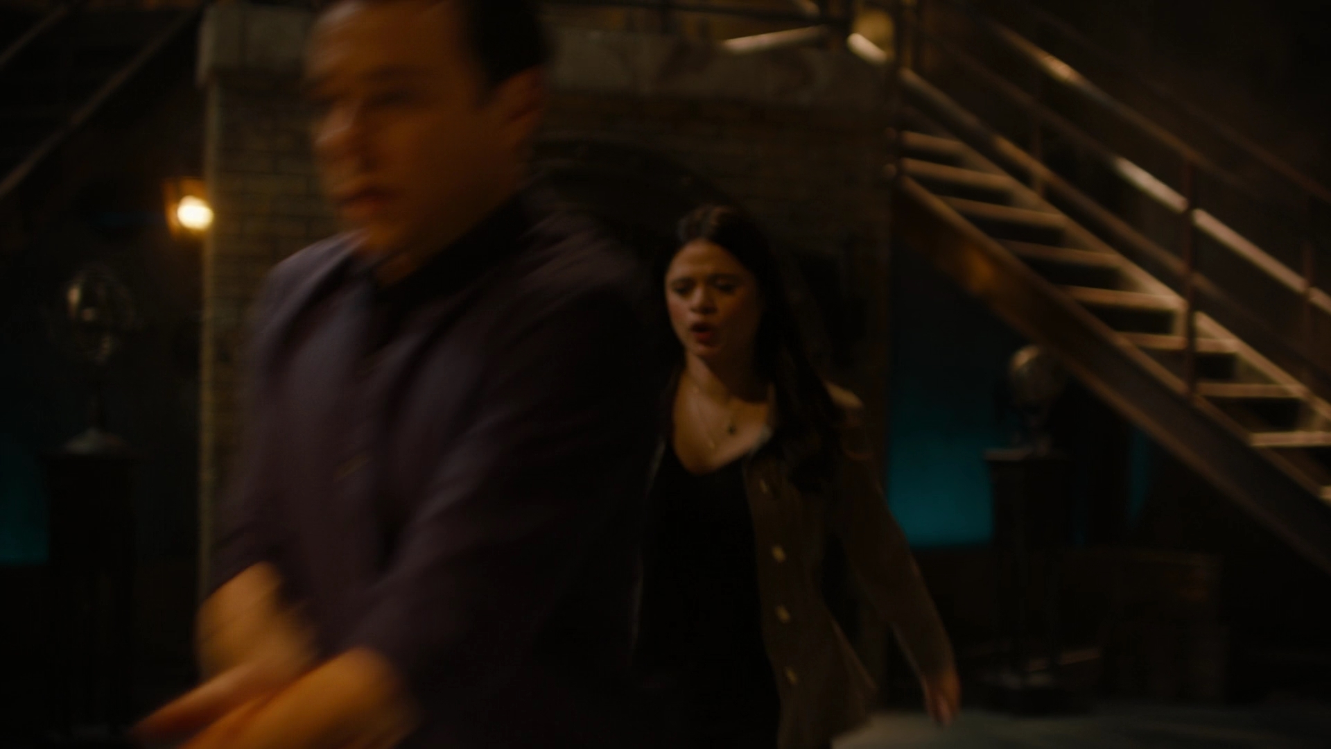 Charmed-Online-dot-nl_Charmed2x11DanceLikeNoOneIsWitching0202.jpg