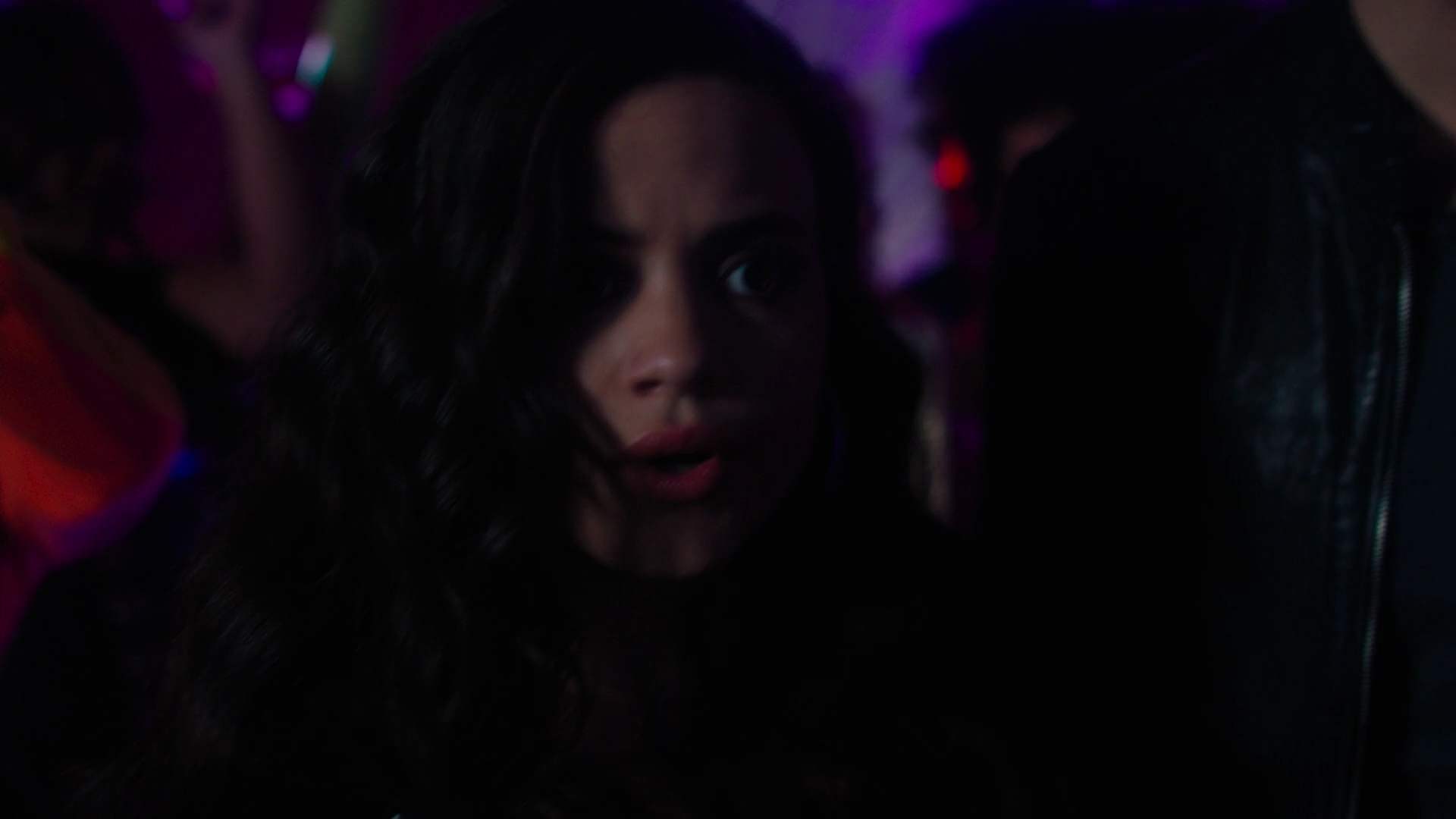 Charmed-Online-dot-nl_Charmed2x11DanceLikeNoOneIsWitching0959.jpg