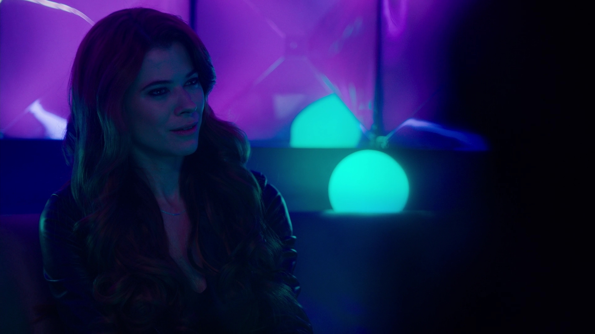 Charmed-Online-dot-nl_Charmed2x11DanceLikeNoOneIsWitching1024.jpg