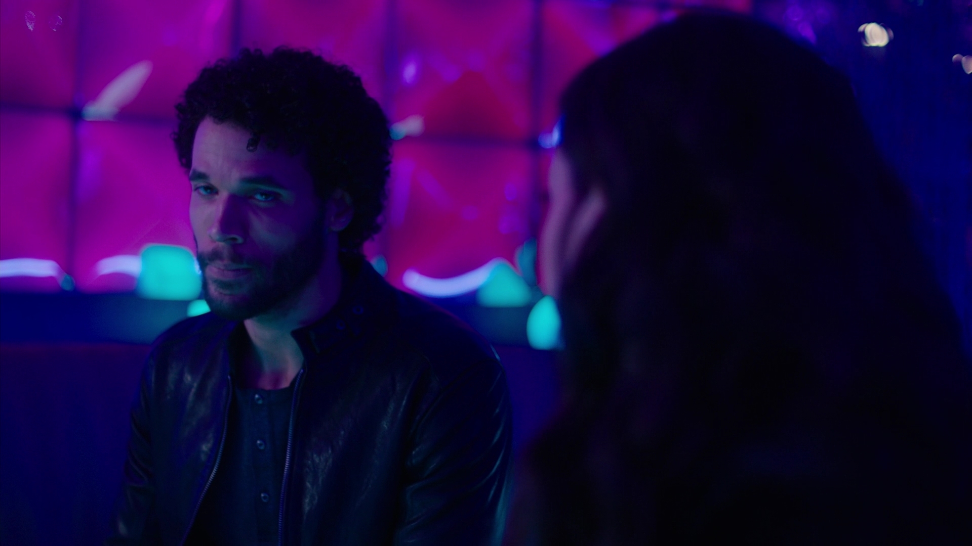 Charmed-Online-dot-nl_Charmed2x11DanceLikeNoOneIsWitching1040.jpg Charmed-Online-dot-nl_Charmed2x11DanceLikeNoOneIsWitching1040.jpg