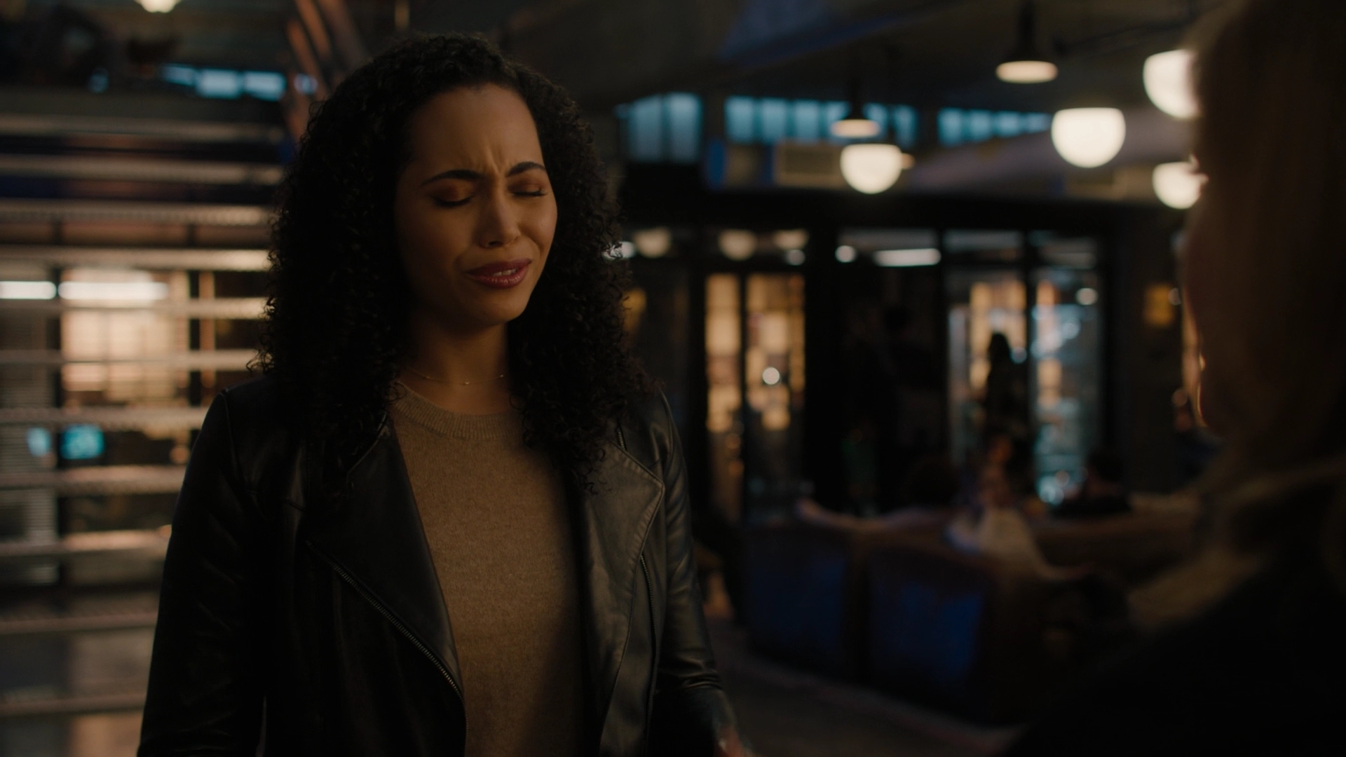 Charmed-Online-dot-nl_Charmed2x11DanceLikeNoOneIsWitching1203.jpg