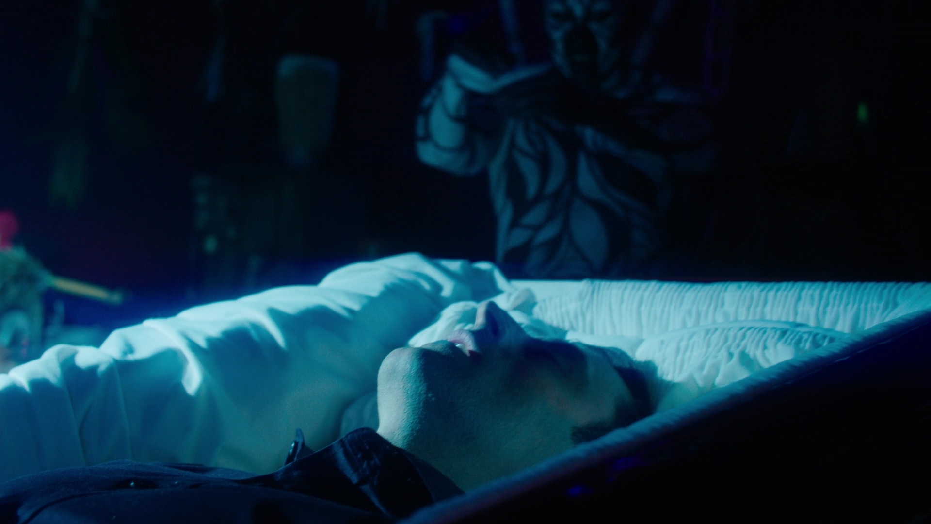 Charmed-Online-dot-nl_Charmed2x11DanceLikeNoOneIsWitching1418.jpg