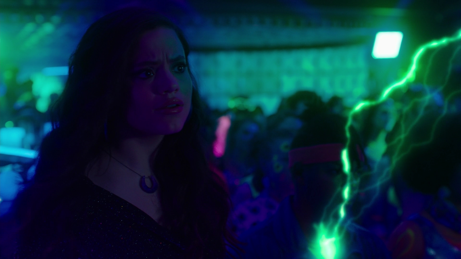 Charmed-Online-dot-nl_Charmed2x11DanceLikeNoOneIsWitching1447.jpg