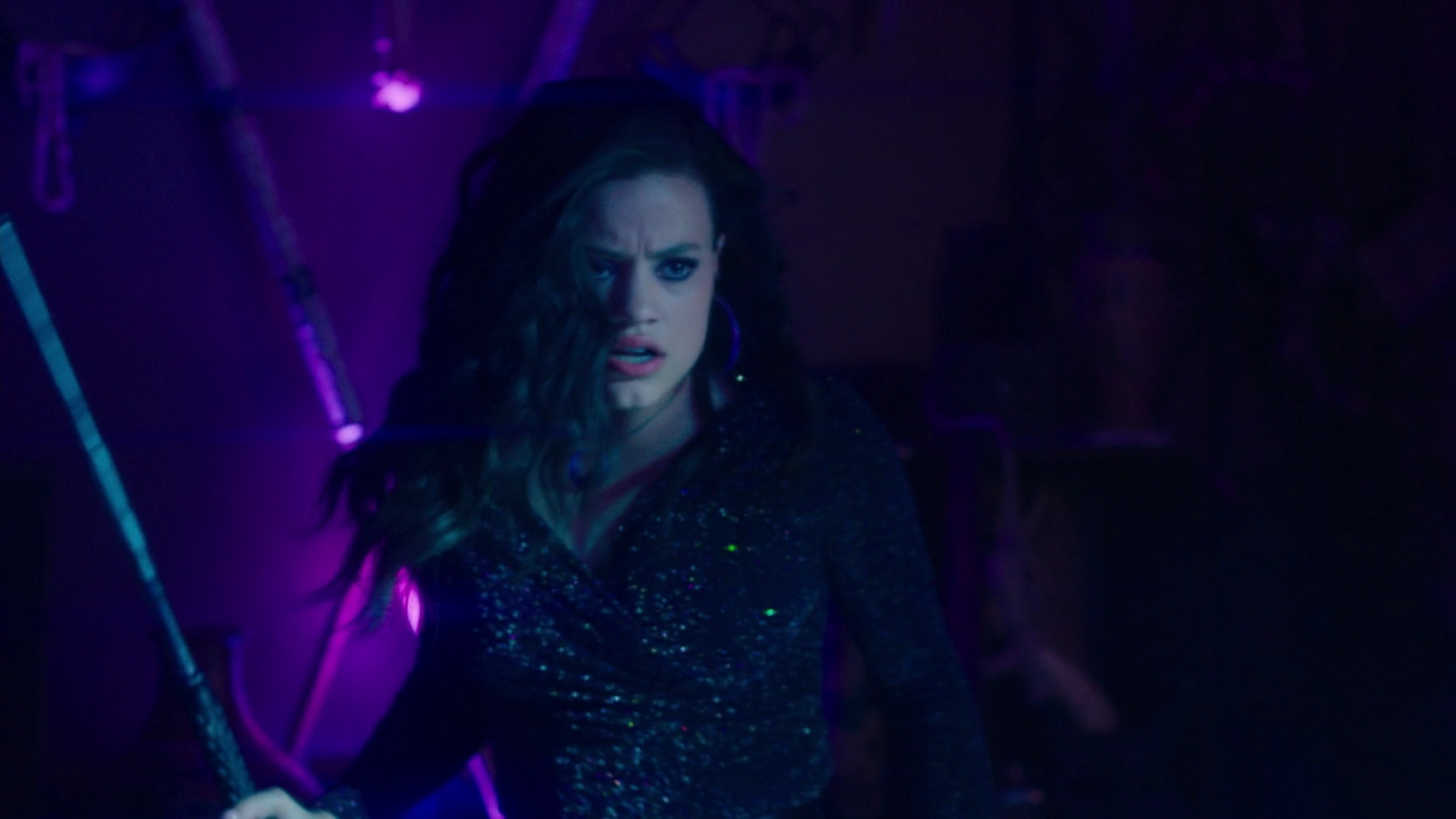 Charmed-Online-dot-nl_Charmed2x11DanceLikeNoOneIsWitching1822.jpg