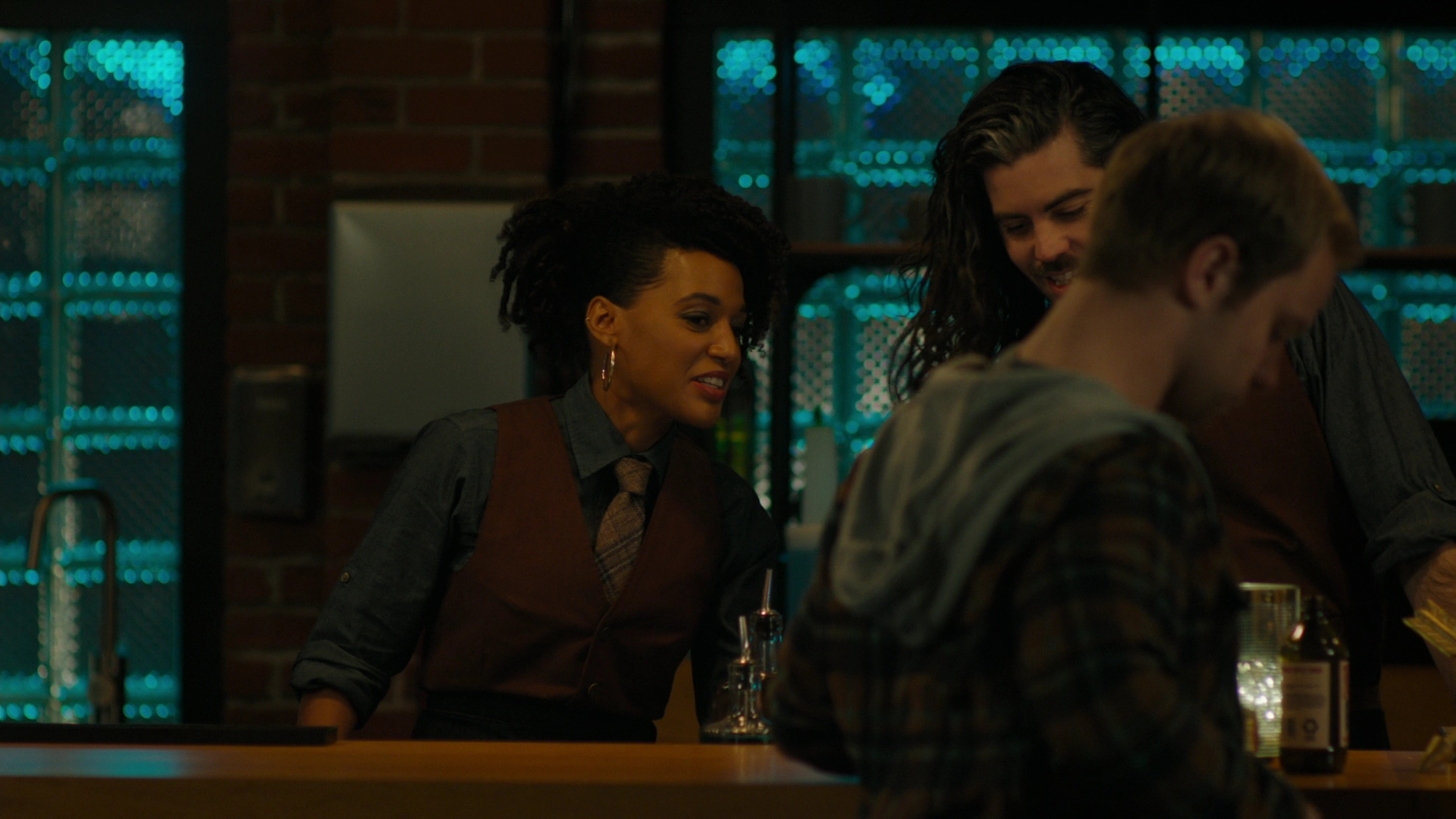 Charmed-Online-dot-nl_Charmed2x12NeedsToKnow0391.jpg
