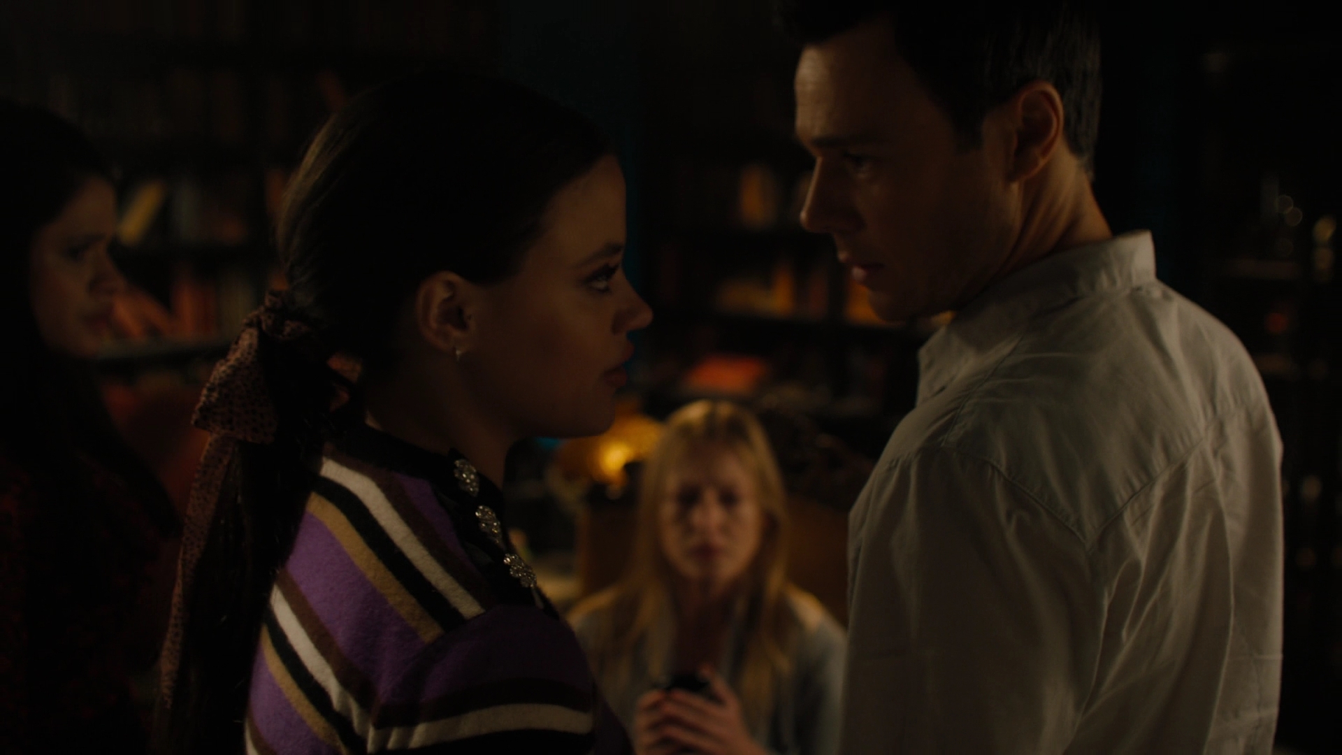 Charmed-Online-dot-nl_Charmed2x12NeedsToKnow0792.jpg
