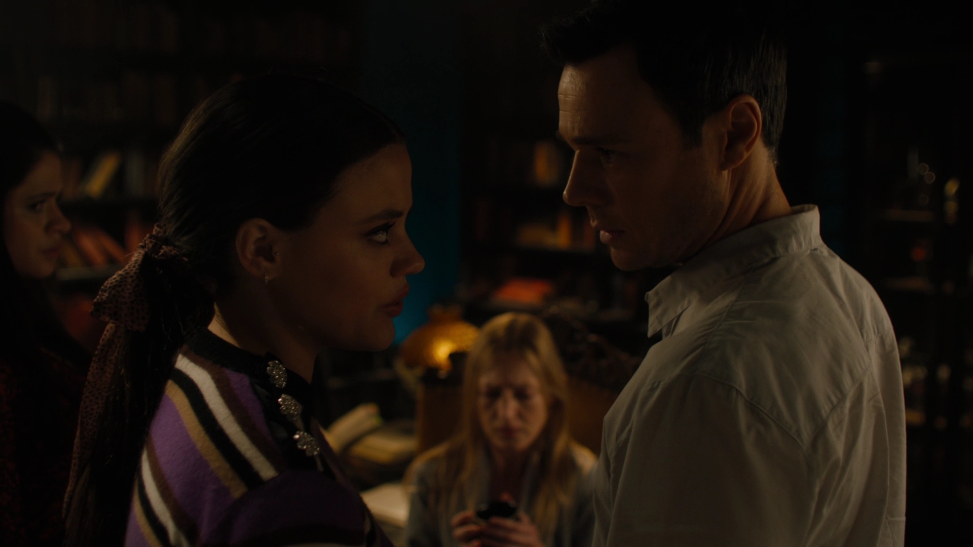 Charmed-Online-dot-nl_Charmed2x12NeedsToKnow0794.jpg