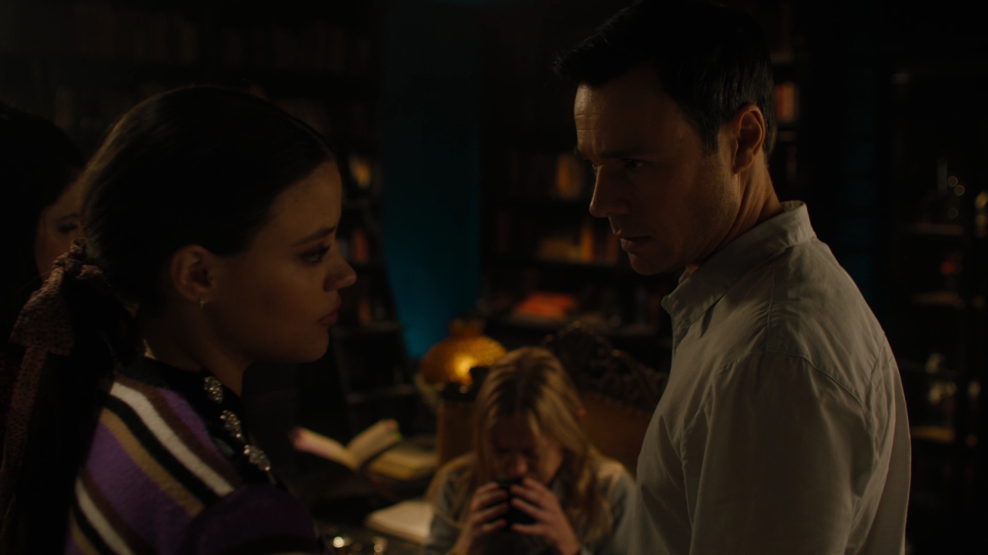 Charmed-Online-dot-nl_Charmed2x12NeedsToKnow0797.jpg
