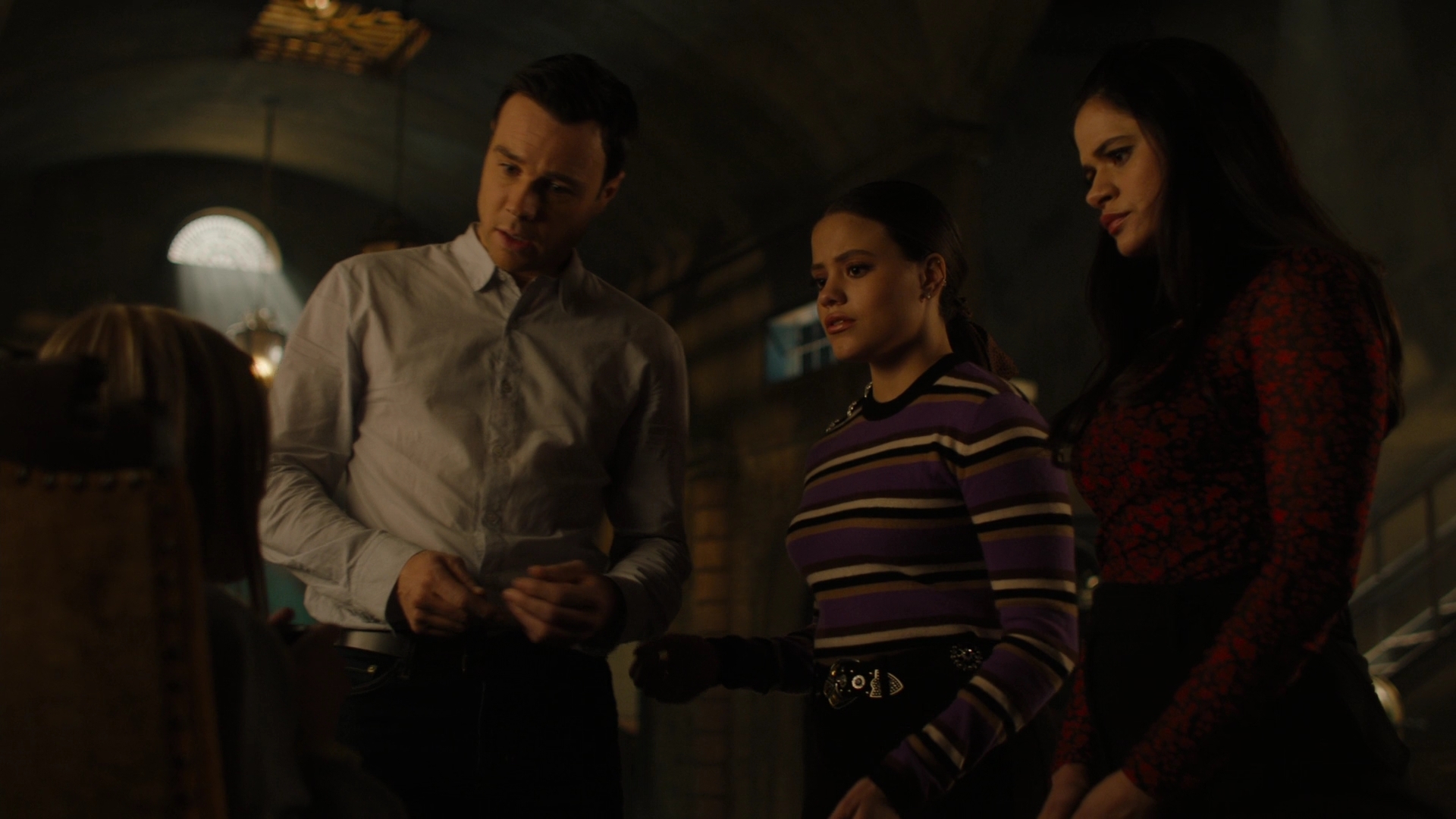 Charmed-Online-dot-nl_Charmed2x12NeedsToKnow0799.jpg