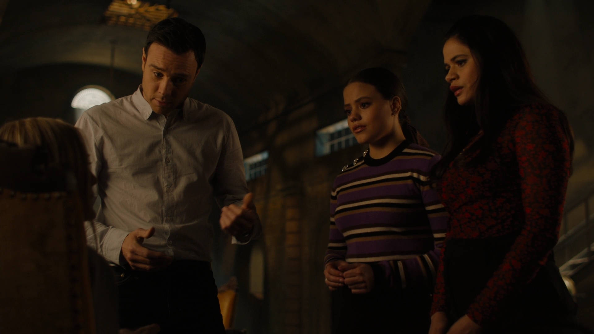Charmed-Online-dot-nl_Charmed2x12NeedsToKnow0804.jpg