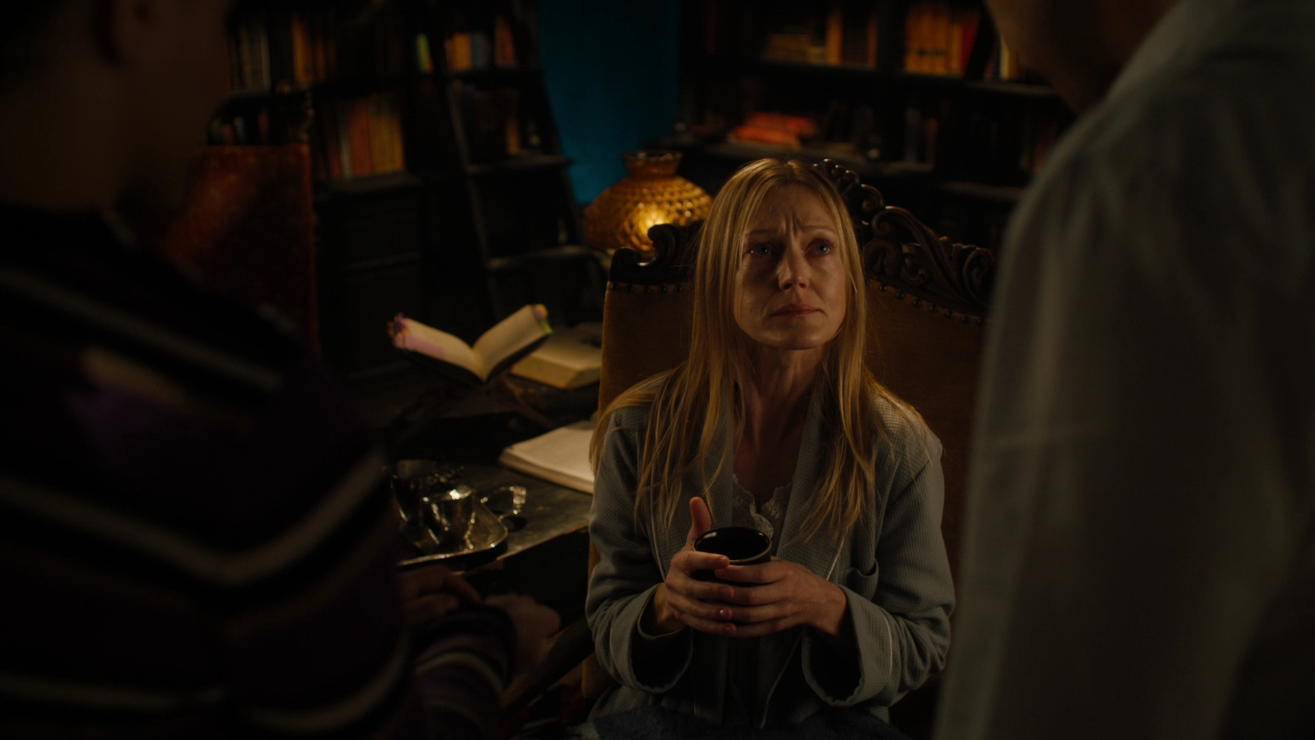 Charmed-Online-dot-nl_Charmed2x12NeedsToKnow0811.jpg