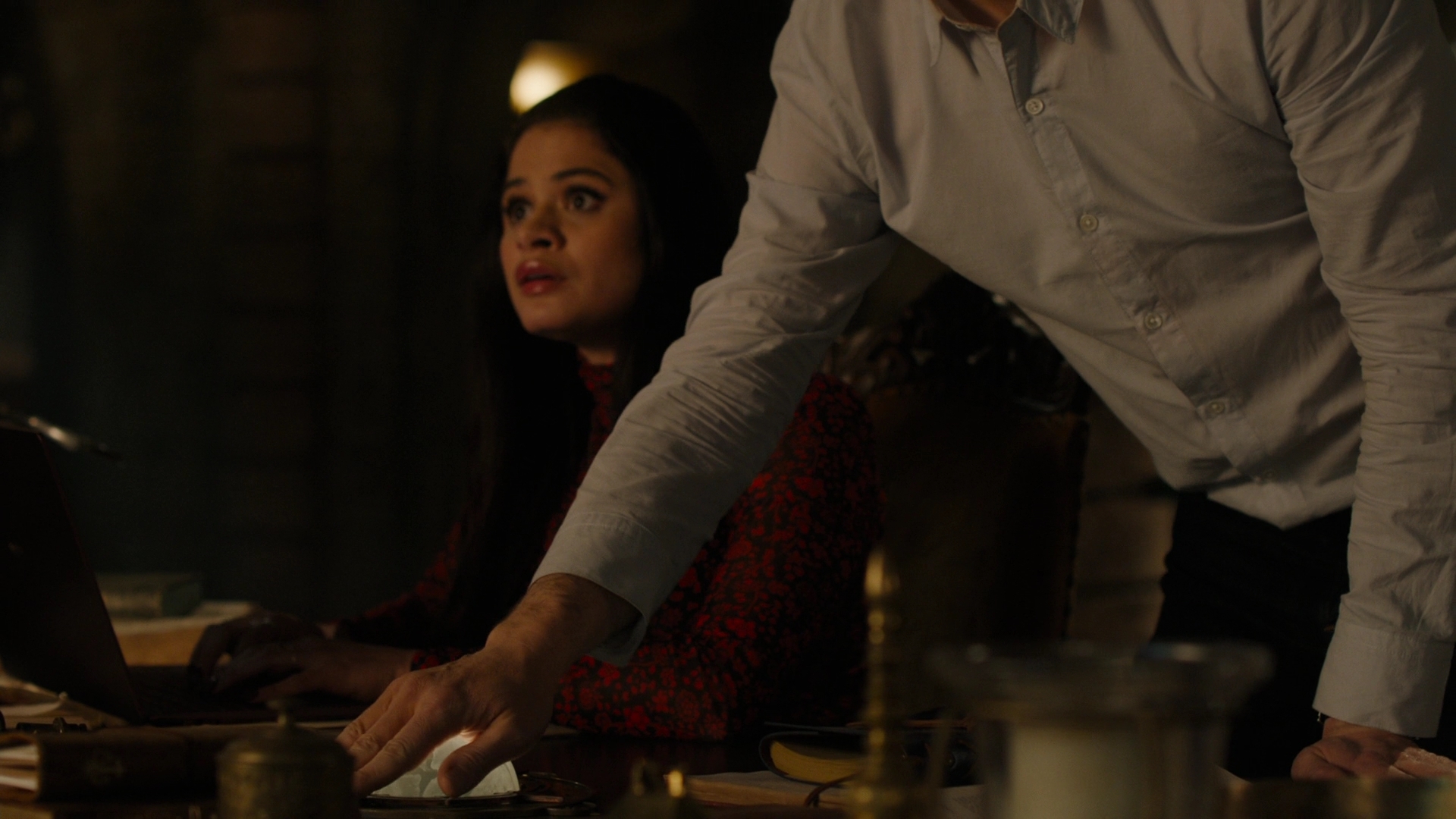 Charmed-Online-dot-nl_Charmed2x12NeedsToKnow0847.jpg