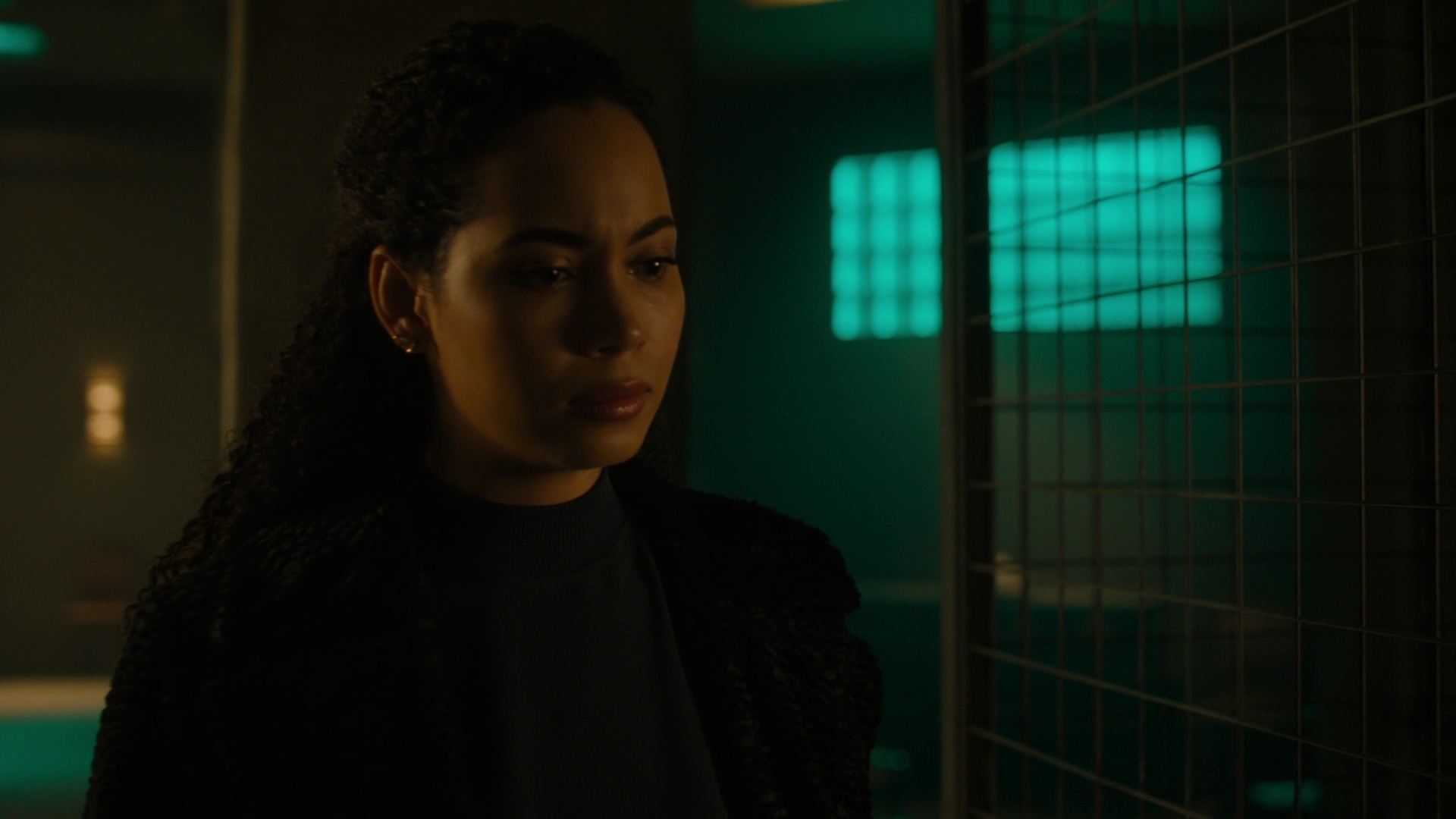 Charmed-Online-dot-nl_Charmed2x12NeedsToKnow0936.jpg