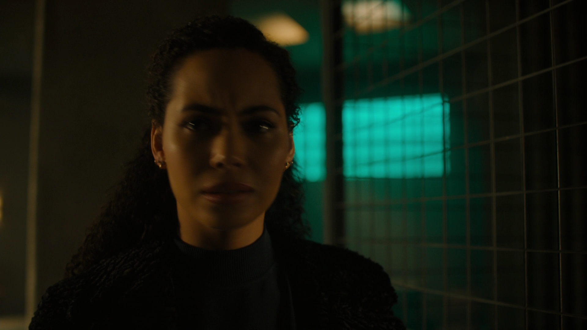 Charmed-Online-dot-nl_Charmed2x12NeedsToKnow0940.jpg