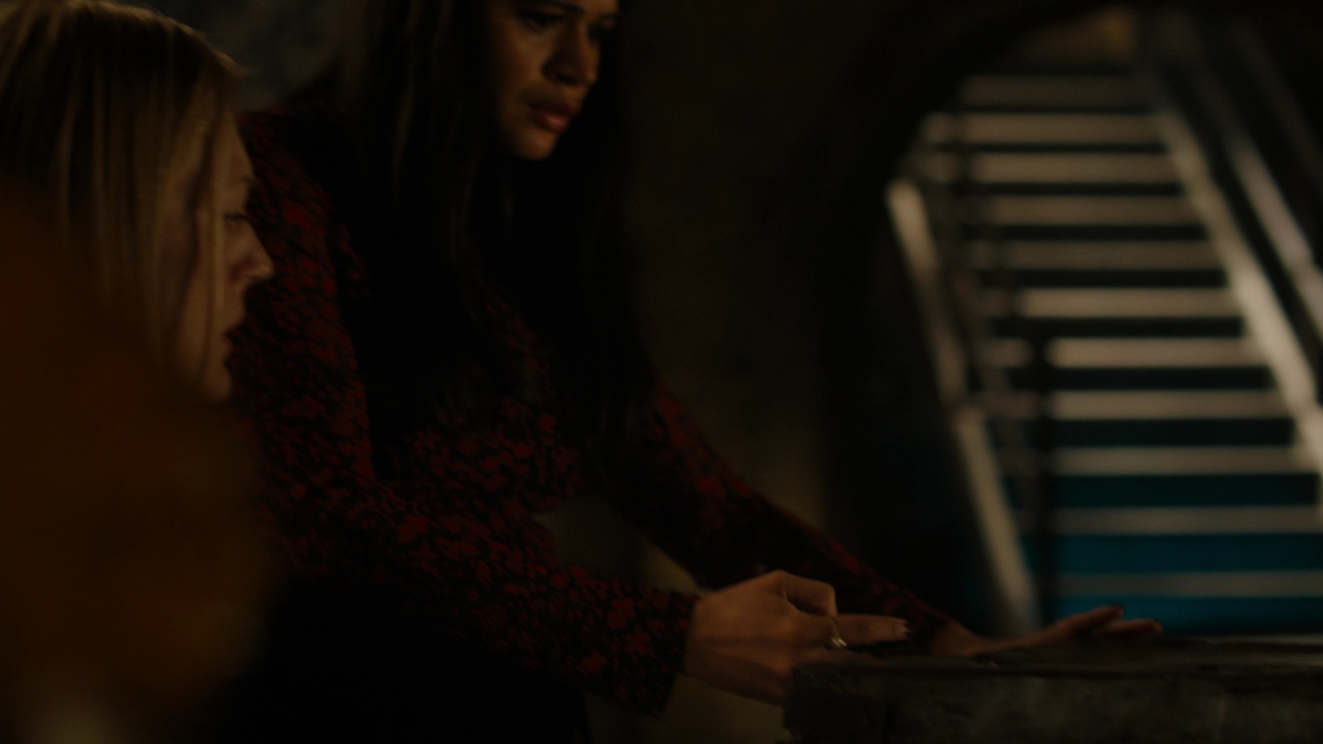Charmed-Online-dot-nl_Charmed2x12NeedsToKnow0988.jpg