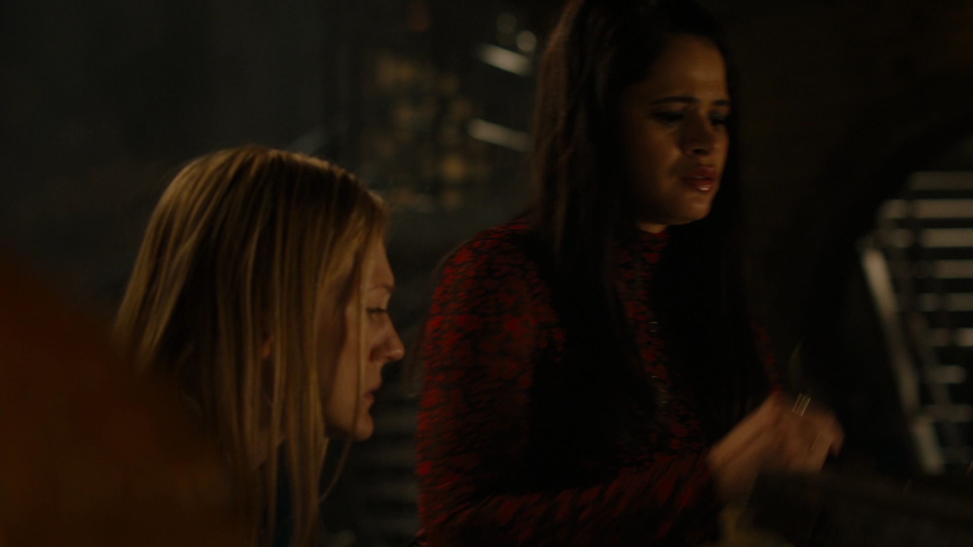 Charmed-Online-dot-nl_Charmed2x12NeedsToKnow0989.jpg
