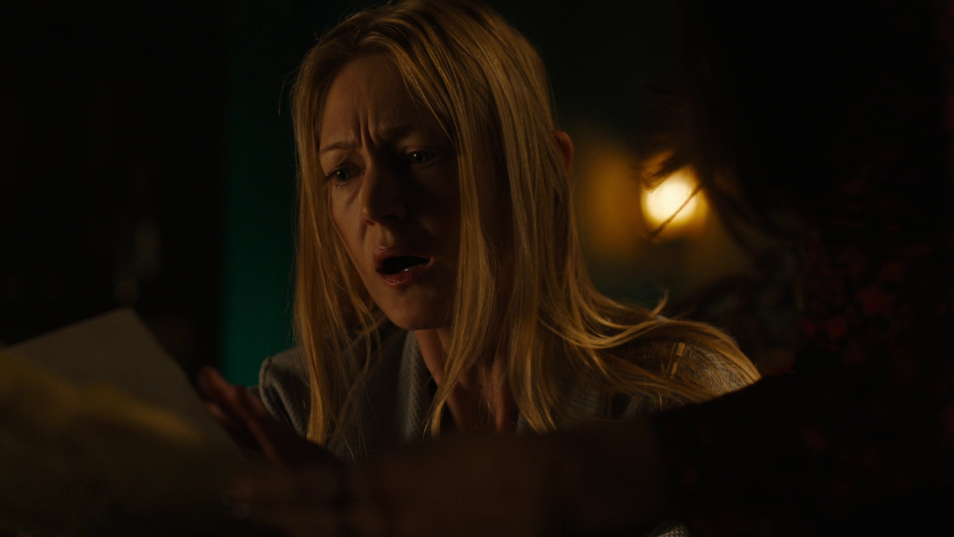 Charmed-Online-dot-nl_Charmed2x12NeedsToKnow1018.jpg Charmed-Online-dot-nl_Charmed2x12NeedsToKnow1018.jpg