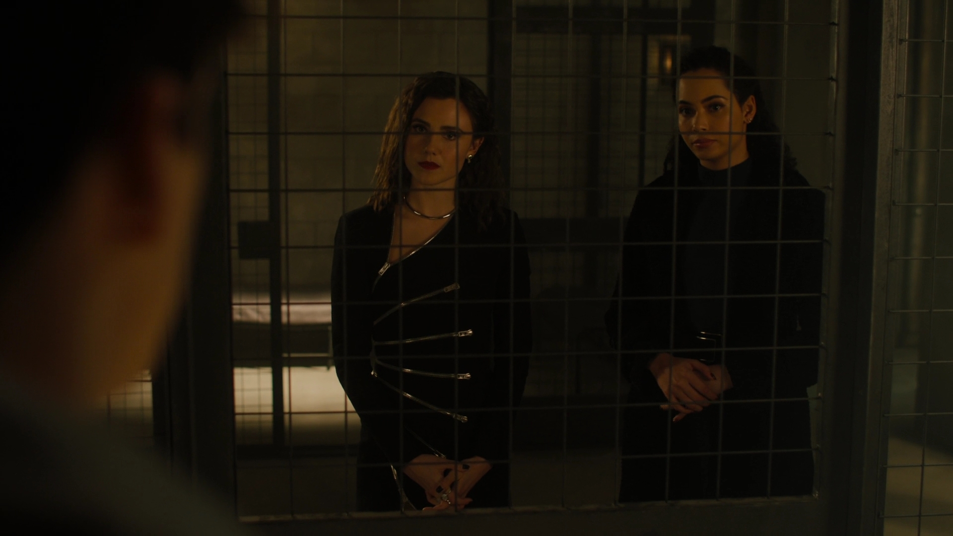 Charmed-Online-dot-nl_Charmed2x12NeedsToKnow1084.jpg