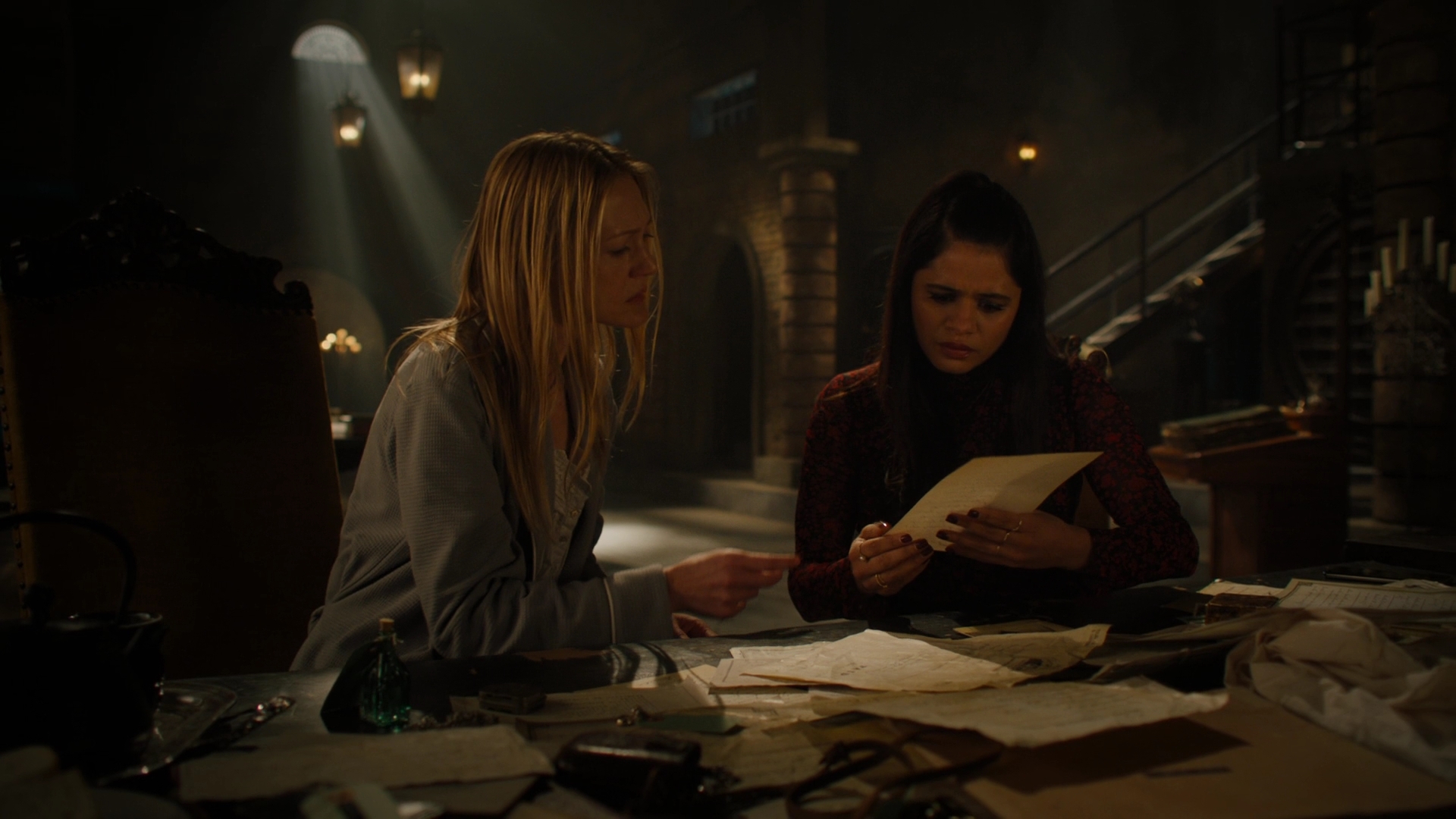 Charmed-Online-dot-nl_Charmed2x12NeedsToKnow1274.jpg