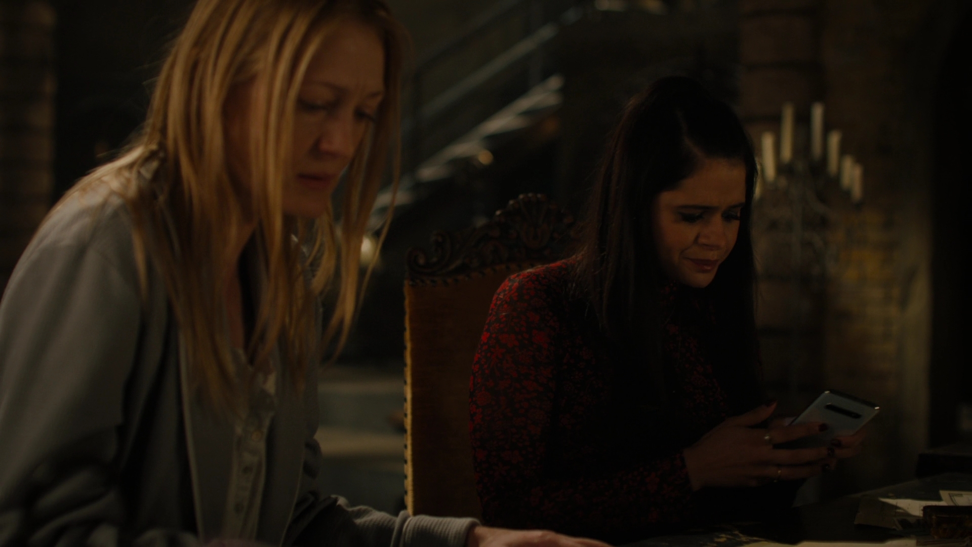 Charmed-Online-dot-nl_Charmed2x12NeedsToKnow1326.jpg
