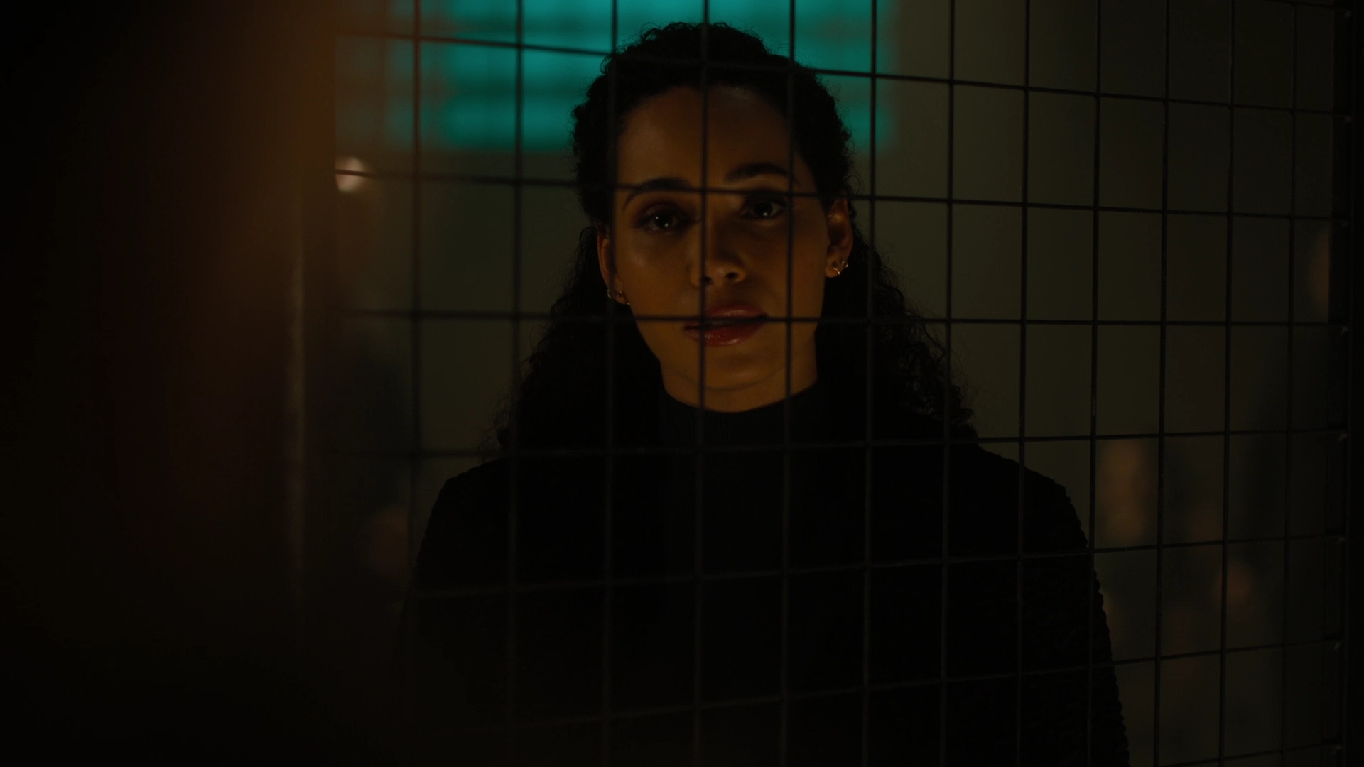 Charmed-Online-dot-nl_Charmed2x12NeedsToKnow1484.jpg Charmed-Online-dot-nl_Charmed2x12NeedsToKnow1484.jpg