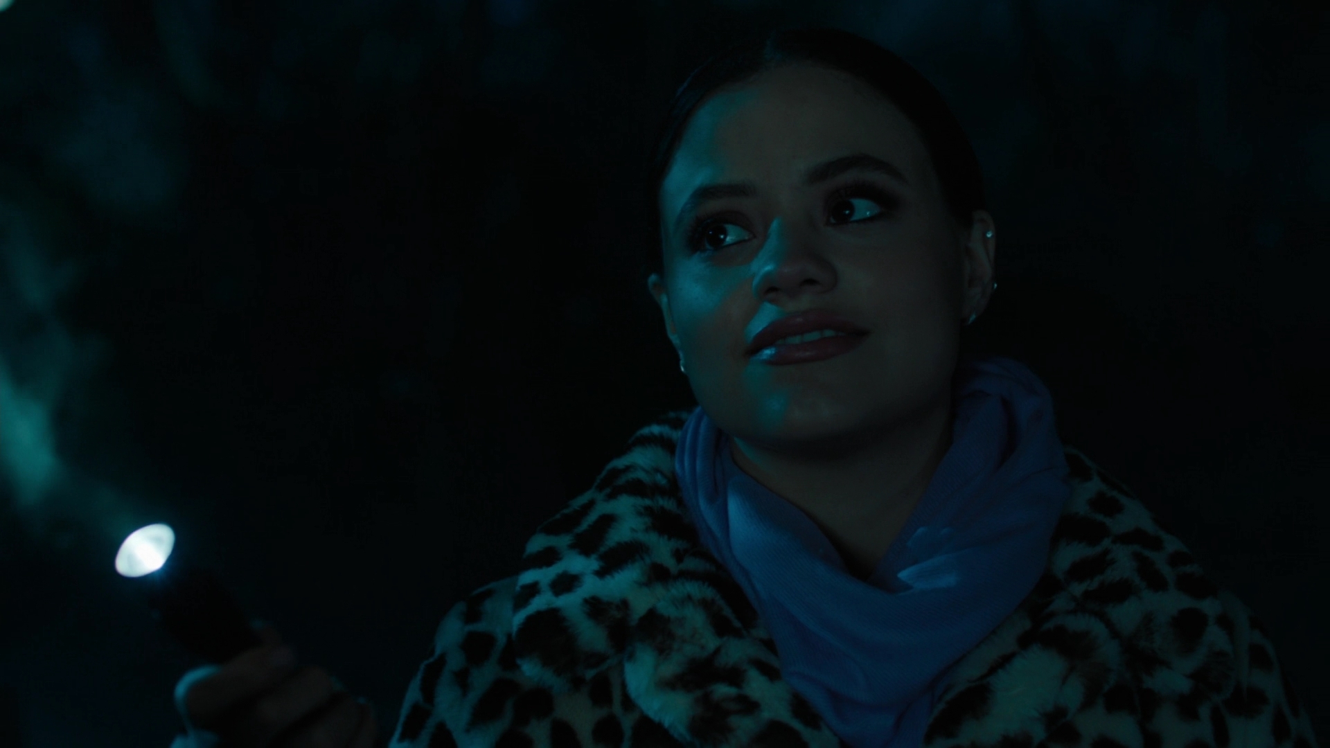 Charmed-Online-dot-nl_Charmed2x12NeedsToKnow1595.jpg Charmed-Online-dot-nl_Charmed2x12NeedsToKnow1595.jpg