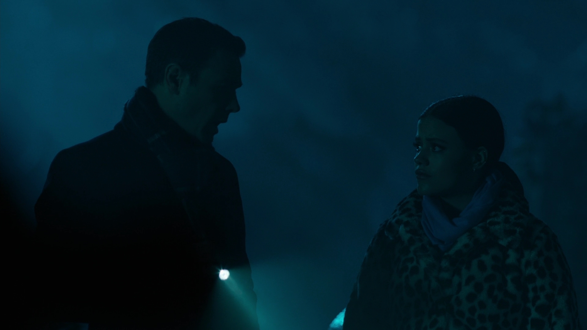 Charmed-Online-dot-nl_Charmed2x12NeedsToKnow1640.jpg Charmed-Online-dot-nl_Charmed2x12NeedsToKnow1640.jpg