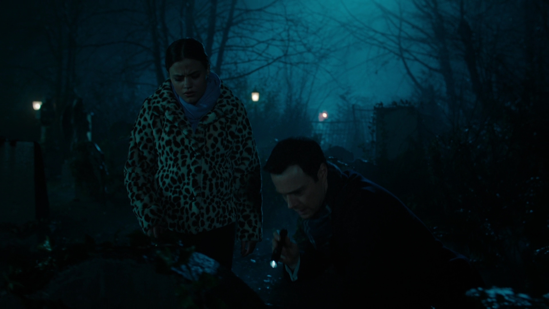 Charmed-Online-dot-nl_Charmed2x12NeedsToKnow1662.jpg Charmed-Online-dot-nl_Charmed2x12NeedsToKnow1662.jpg