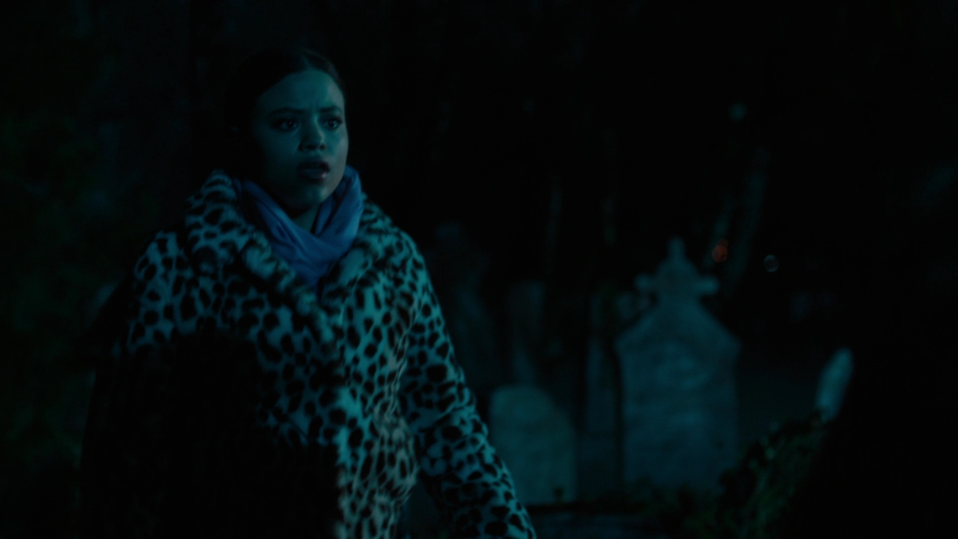 Charmed-Online-dot-nl_Charmed2x12NeedsToKnow1689.jpg