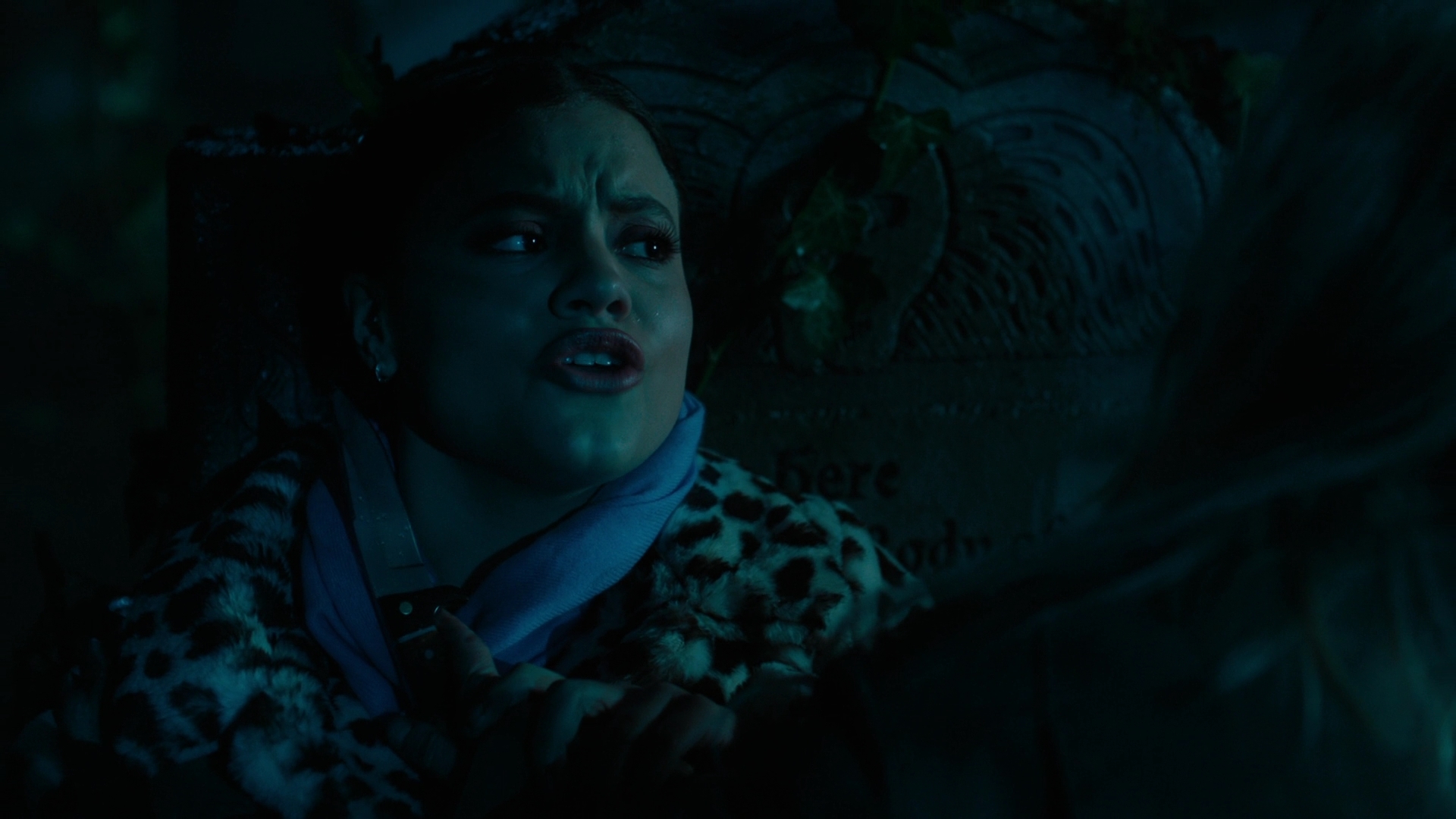 Charmed-Online-dot-nl_Charmed2x12NeedsToKnow1742.jpg