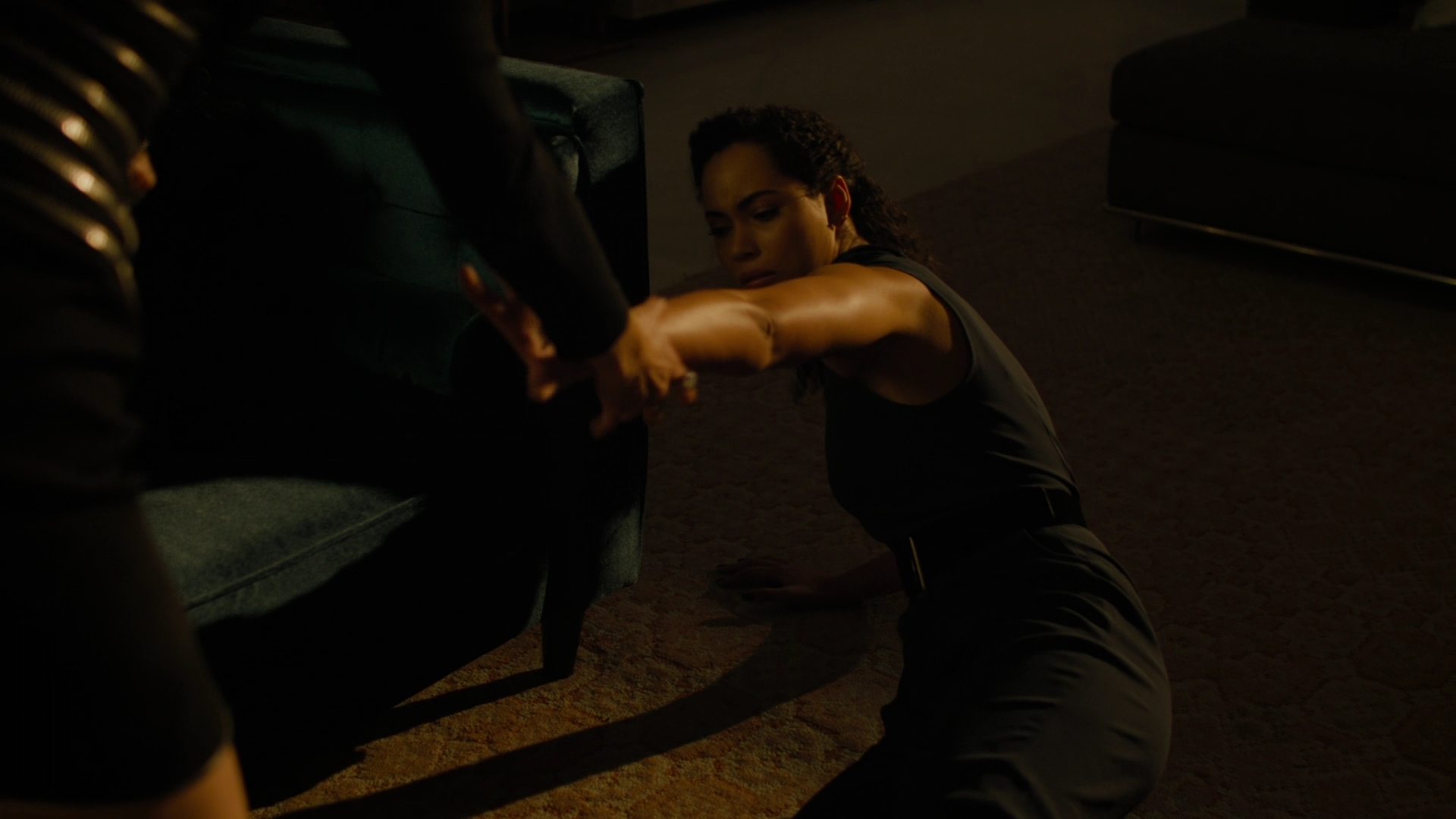 Charmed-Online-dot-nl_Charmed2x12NeedsToKnow1896.jpg