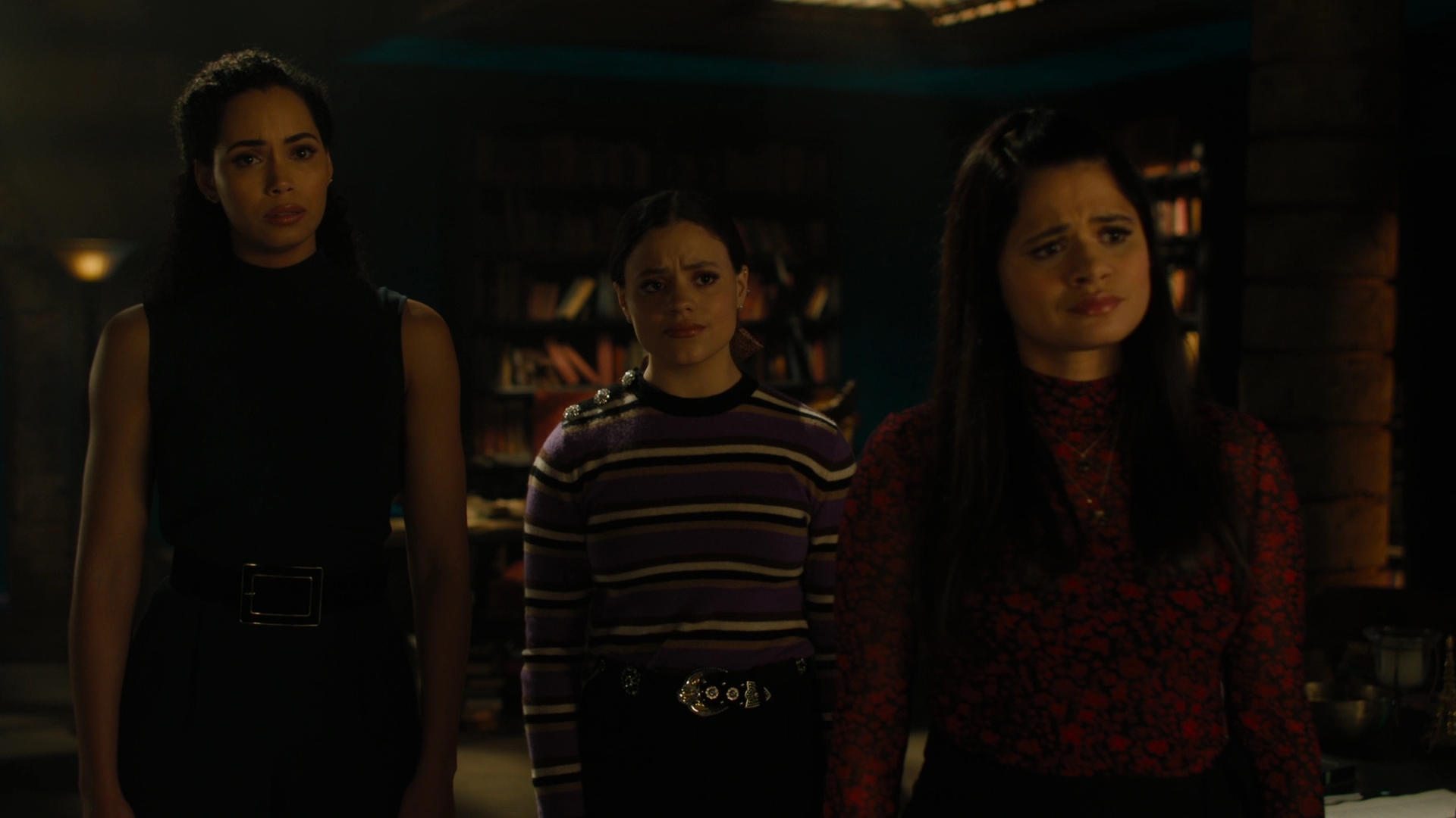 Charmed-Online-dot-nl_Charmed2x12NeedsToKnow2021.jpg