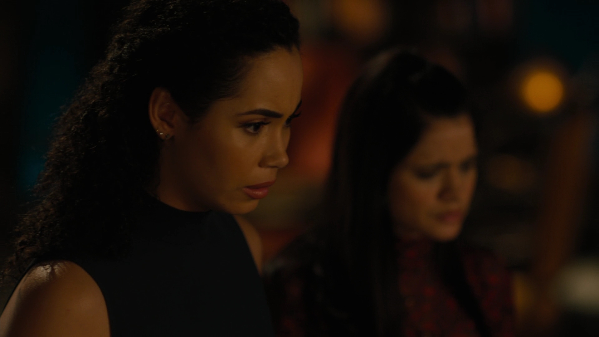 Charmed-Online-dot-nl_Charmed2x12NeedsToKnow2141.jpg