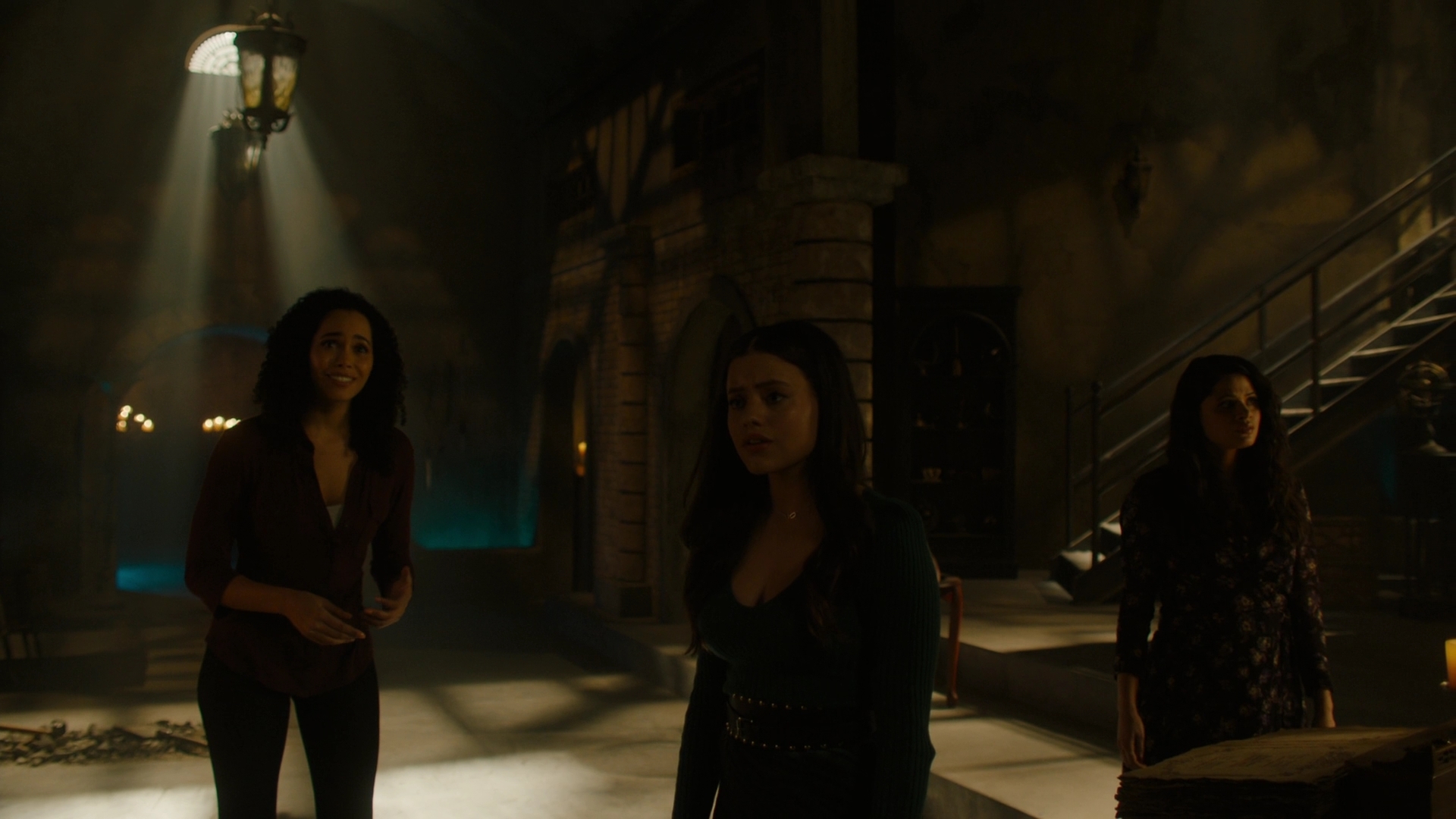 Charmed-Online-dot-nl-Charmed2x13BreakingTheCycle0832.jpg