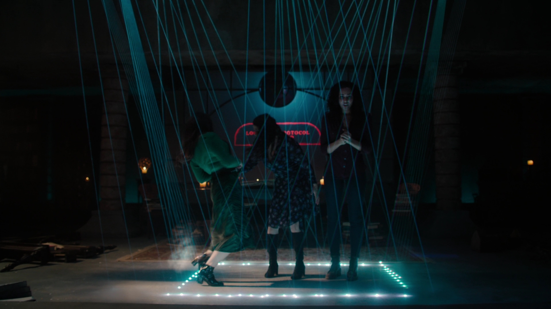 Charmed-Online-dot-nl-Charmed2x13BreakingTheCycle1403.jpg