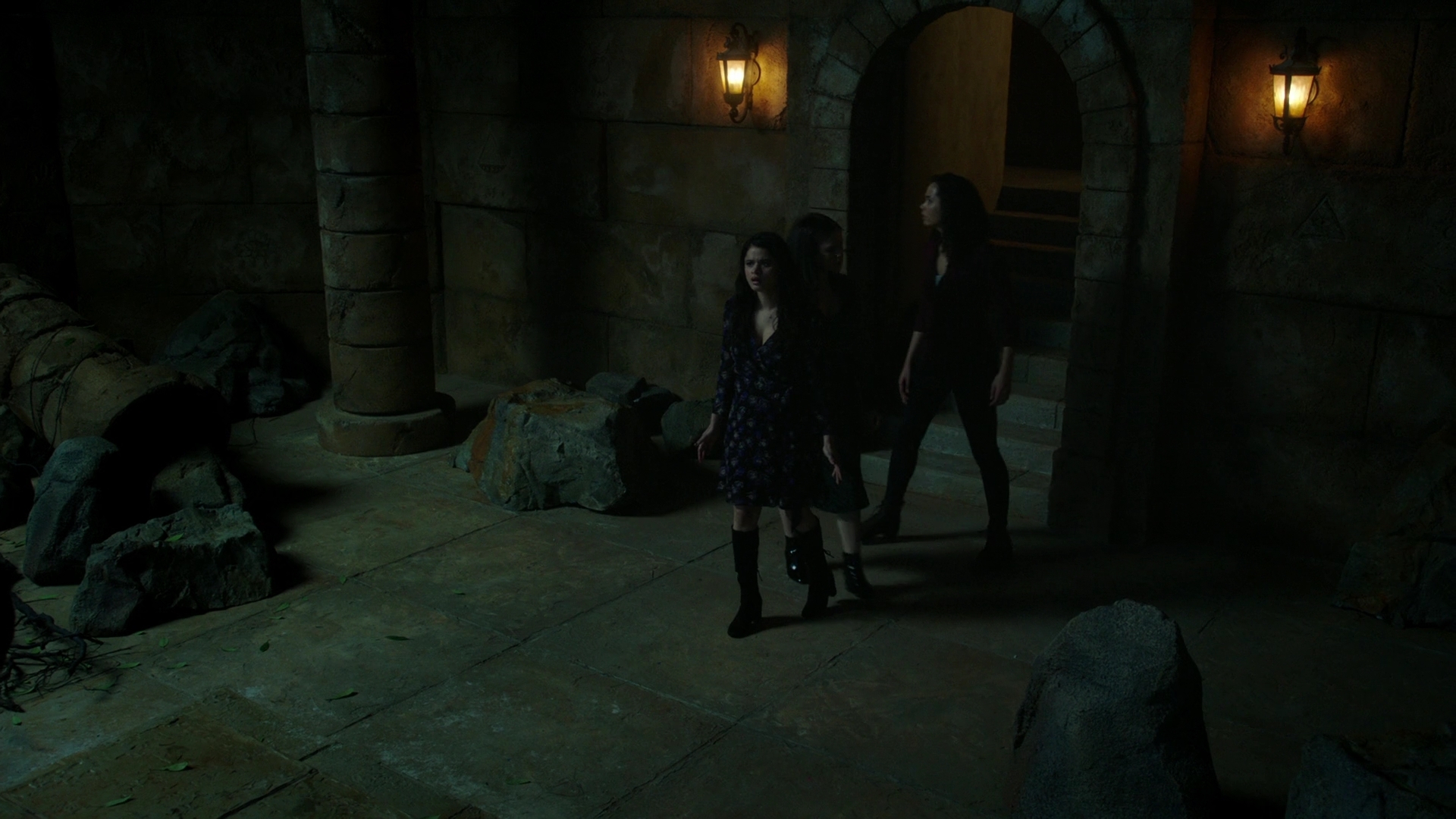 Charmed-Online-dot-nl-Charmed2x13BreakingTheCycle1528.jpg