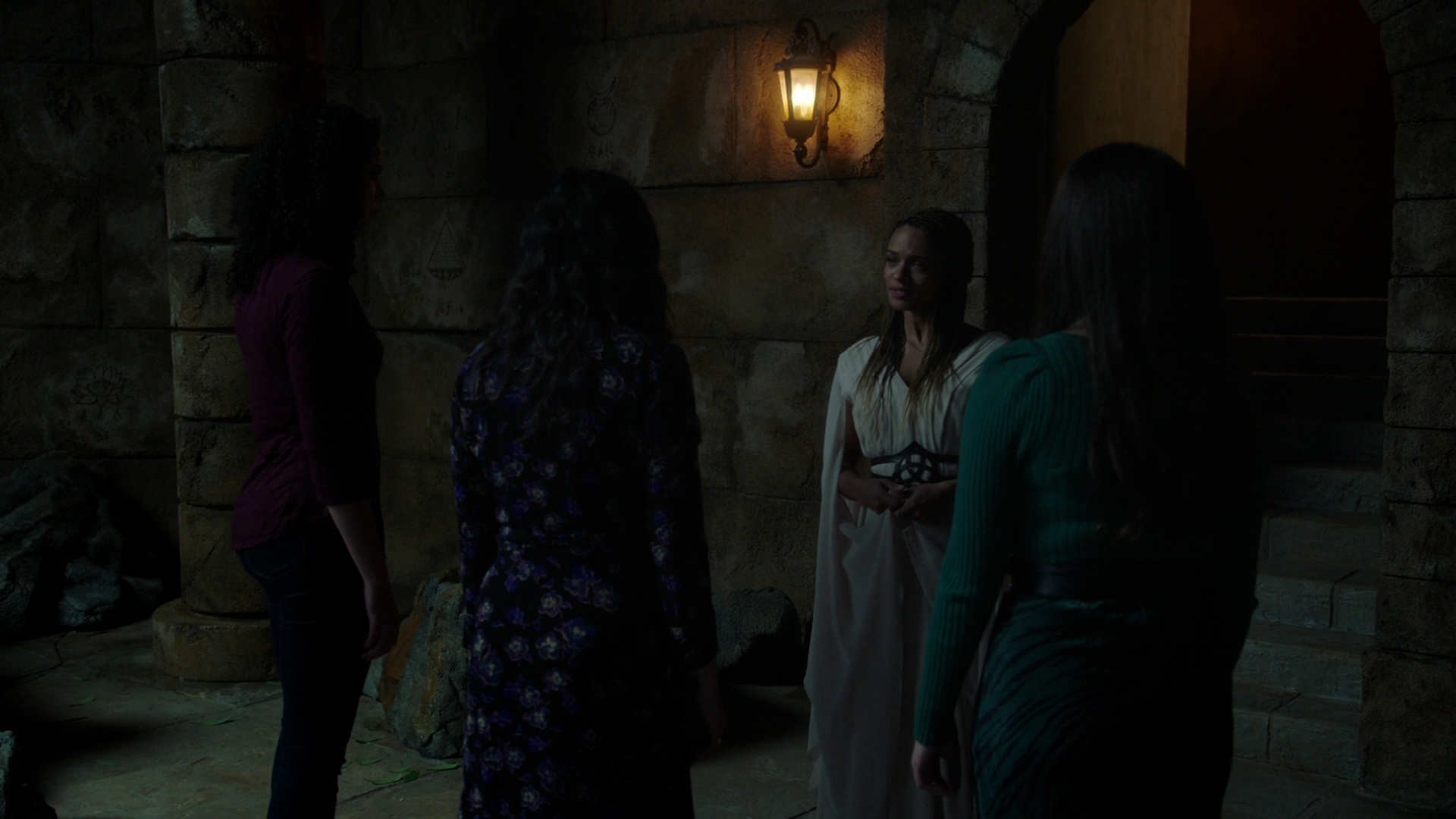 Charmed-Online-dot-nl-Charmed2x13BreakingTheCycle1787.jpg
