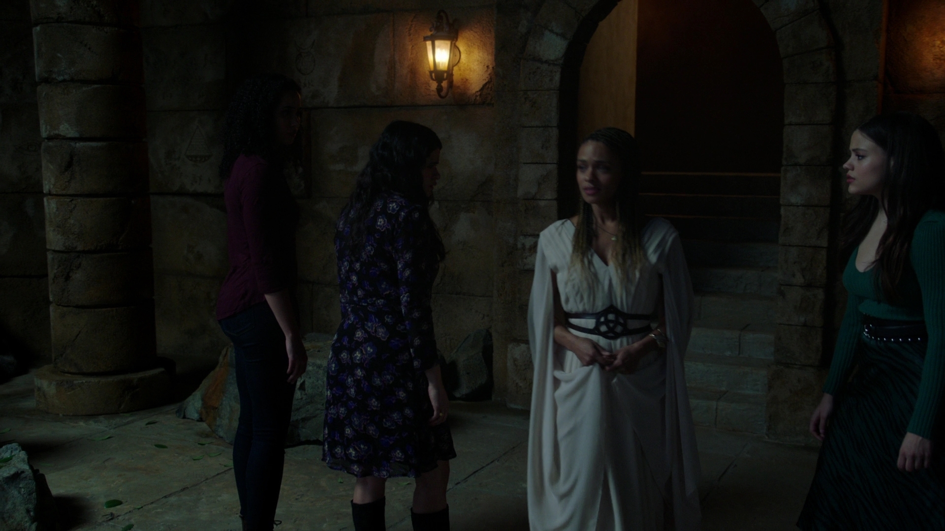 Charmed-Online-dot-nl-Charmed2x13BreakingTheCycle1790.jpg