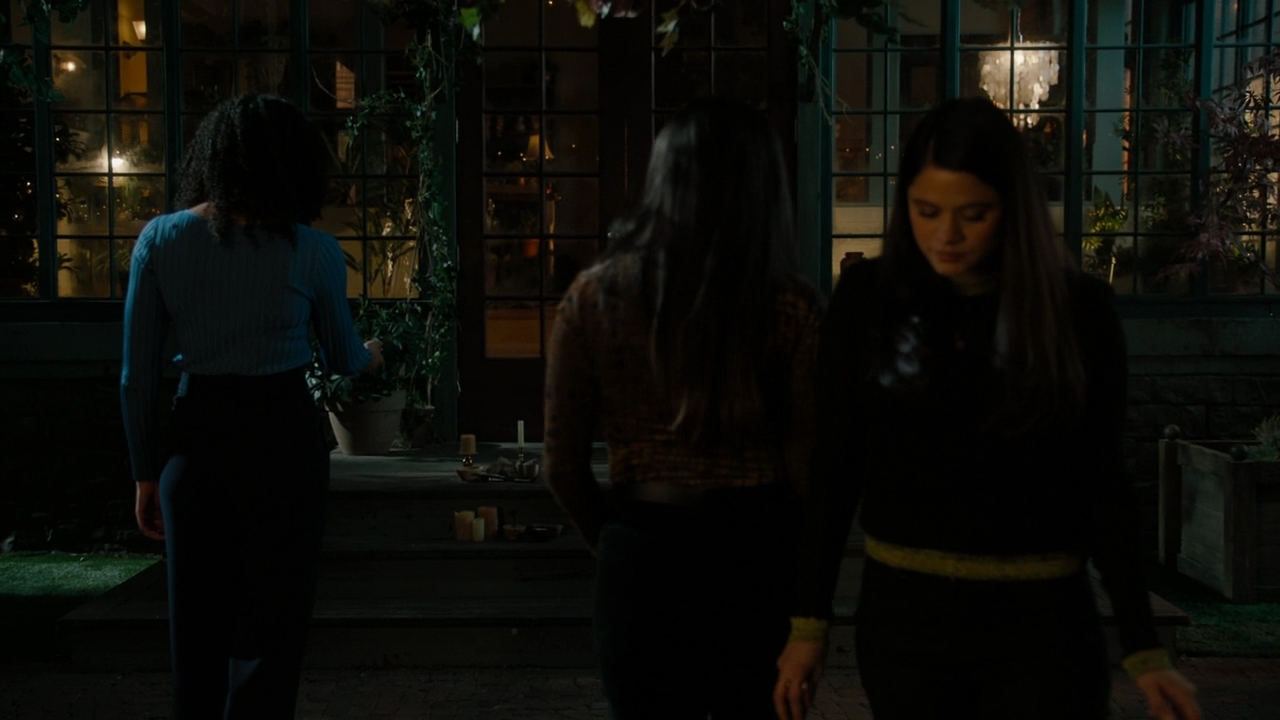 Charmed-Online-dot-nl-Charmed-2x14SuddenDeath0079.jpg