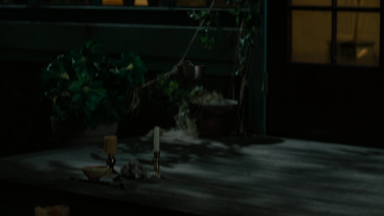 Charmed-Online-dot-nl-Charmed-2x14SuddenDeath0083.jpg
