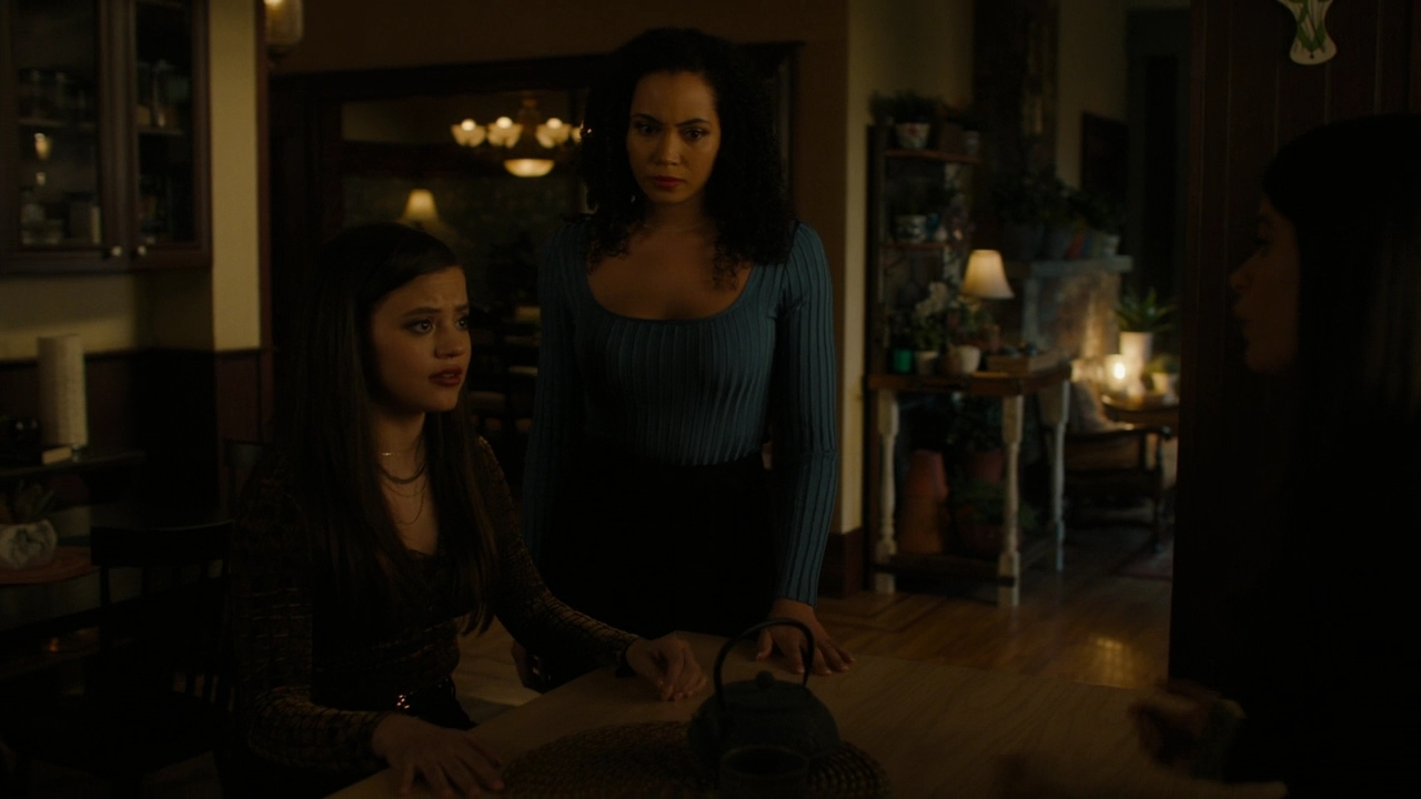 Charmed-Online-dot-nl-Charmed-2x14SuddenDeath0162.jpg