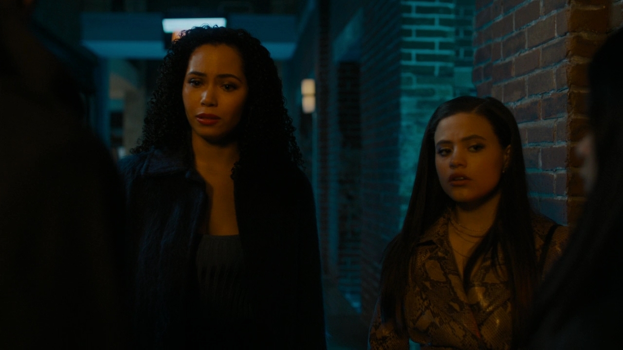 Charmed-Online-dot-nl-Charmed-2x14SuddenDeath0252.jpg