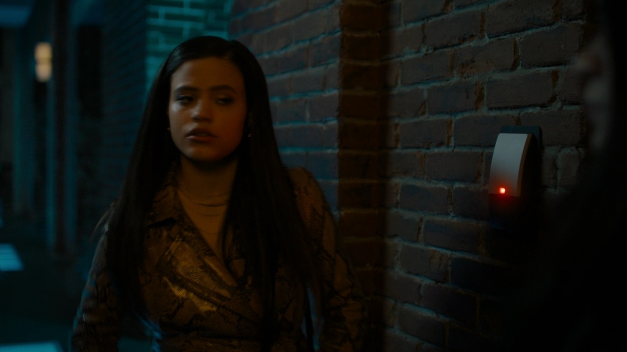 Charmed-Online-dot-nl-Charmed-2x14SuddenDeath0254.jpg