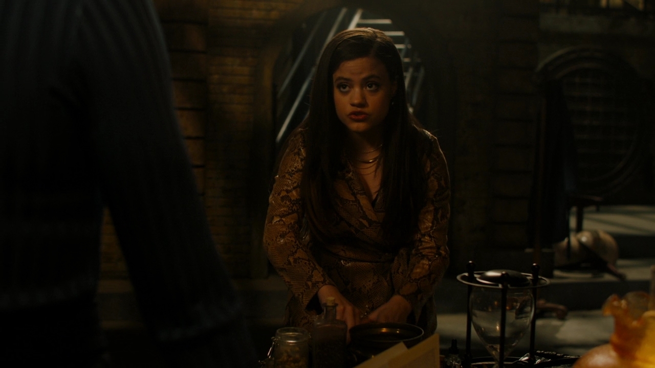 Charmed-Online-dot-nl-Charmed-2x14SuddenDeath0458.jpg