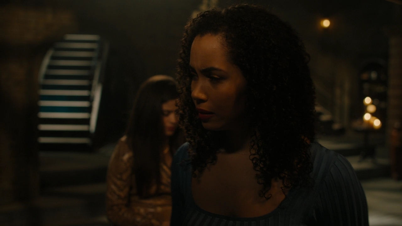 Charmed-Online-dot-nl-Charmed-2x14SuddenDeath0484.jpg Charmed-Online-dot-nl-Charmed-2x14SuddenDeath0484.jpg